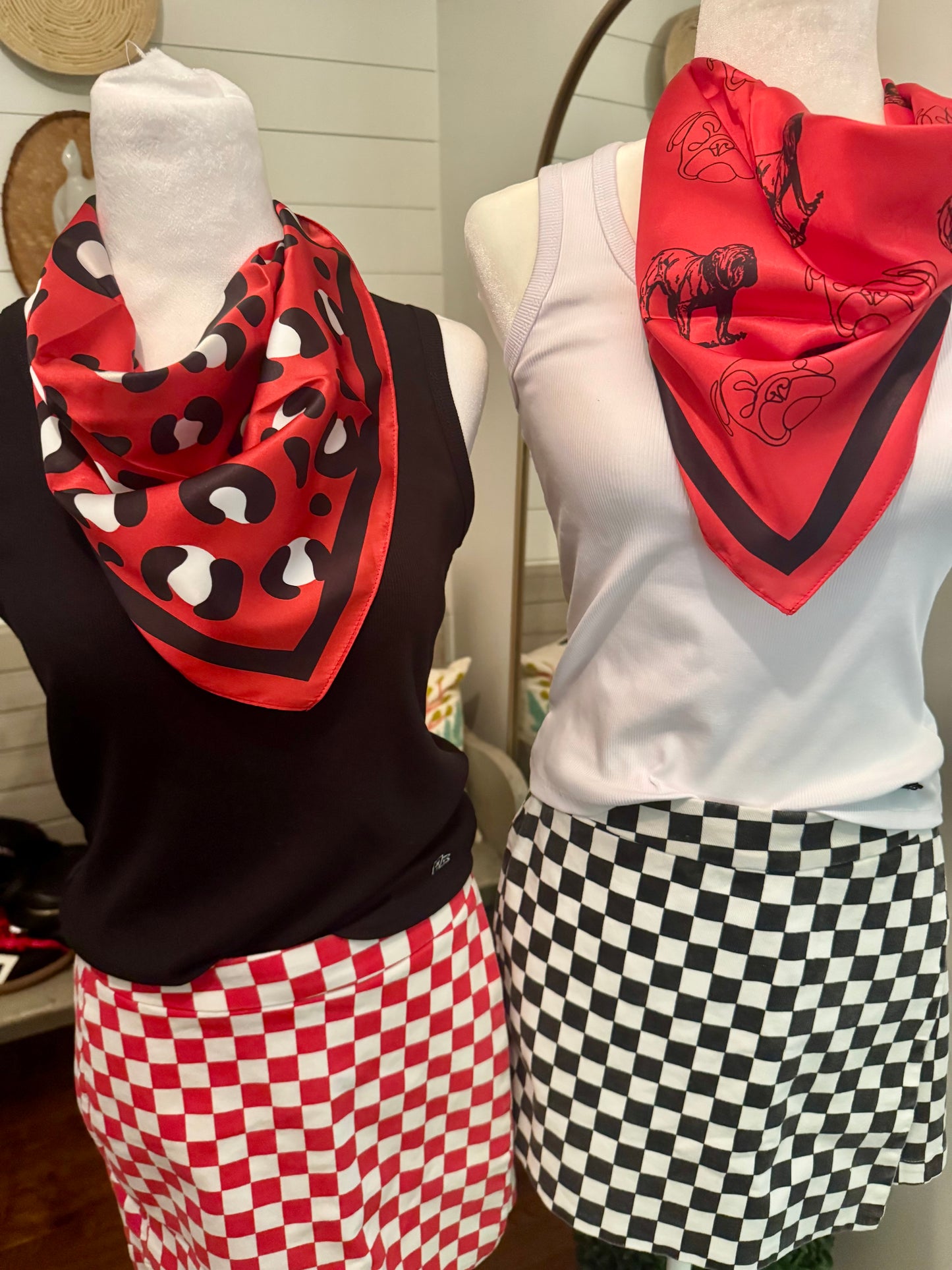 Silky game day scarf bulldogs red and black