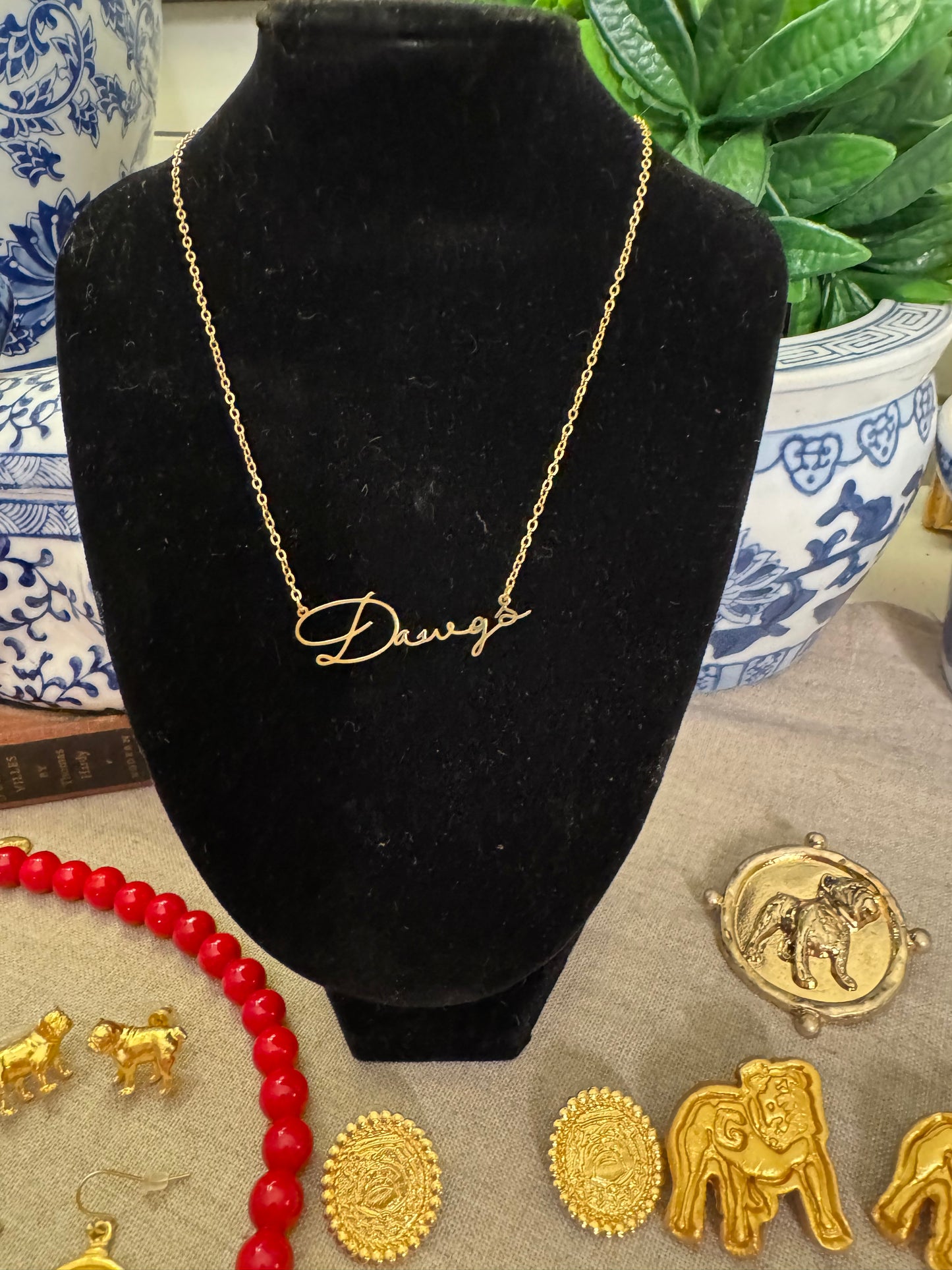 dawgs necklace