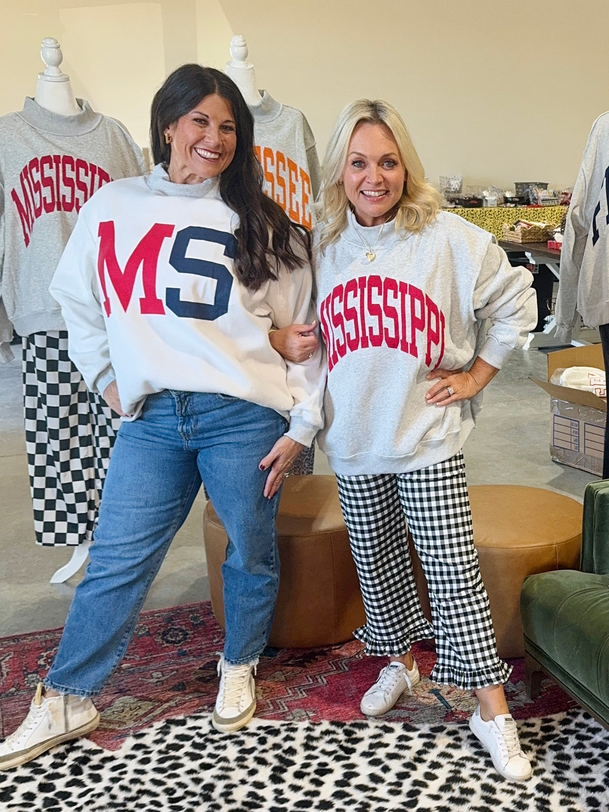 Oversized Mississippi mock neck reversible