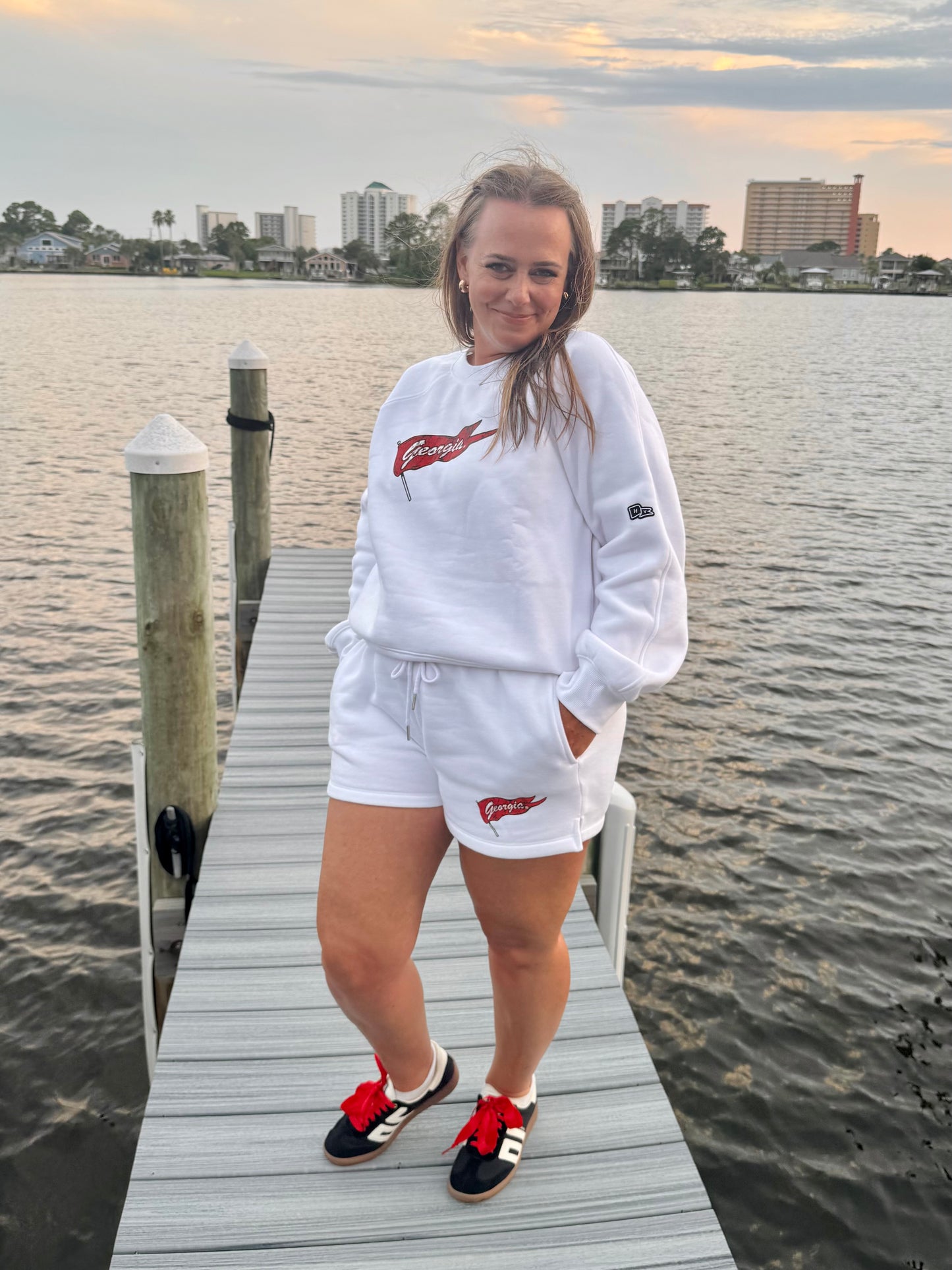 Hype and vice sweat shorts white licensed up to size XXL!