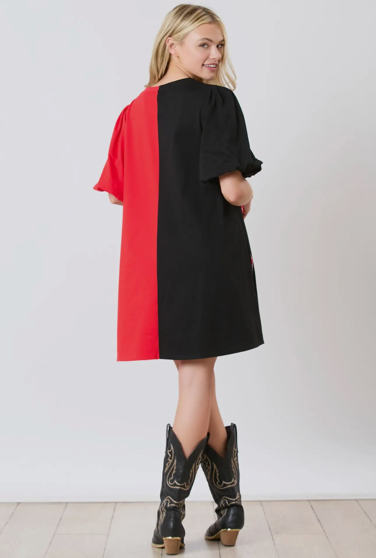 Dress black and red helmet patches so soft with pockets!