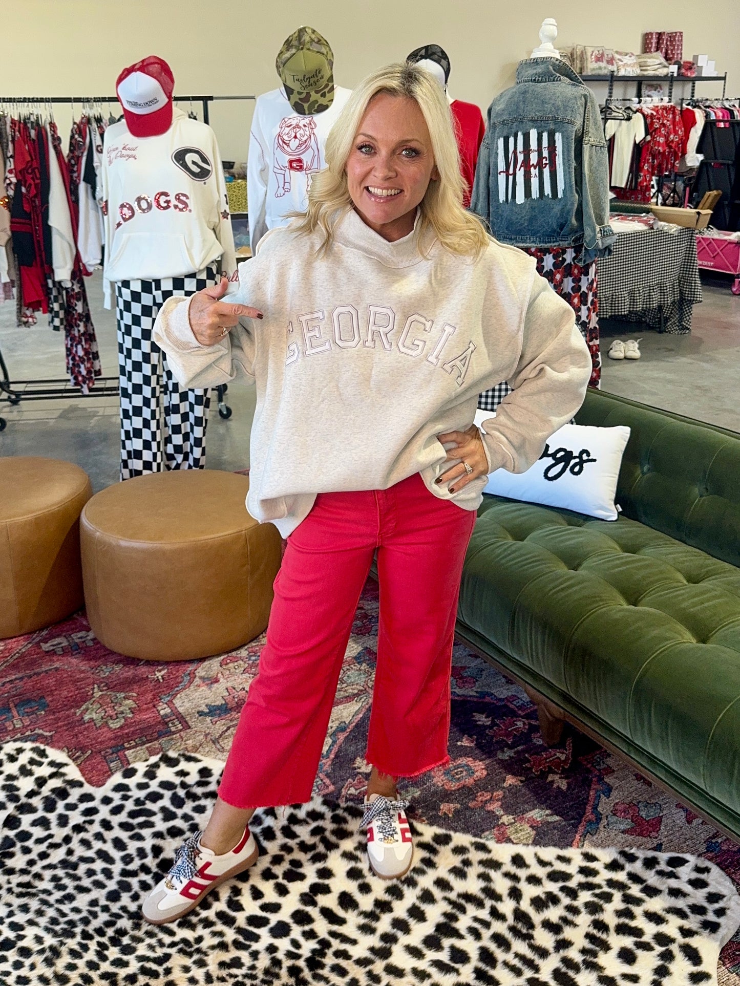 Oversized embroidered mock neck light sweatshirt