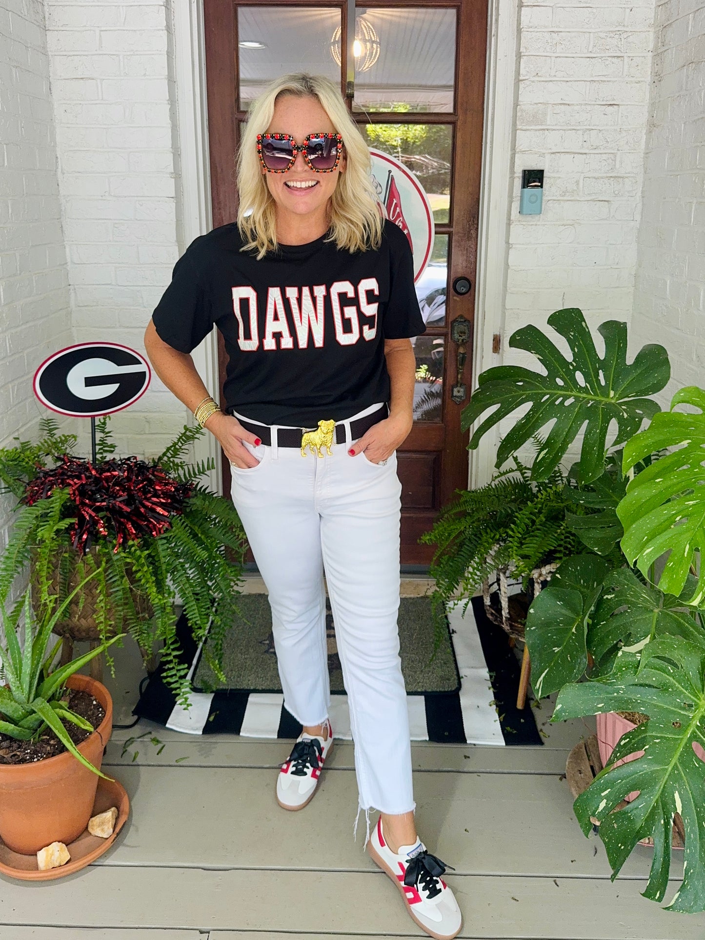The variety boyfriend tee black with metallic silver Dawgs