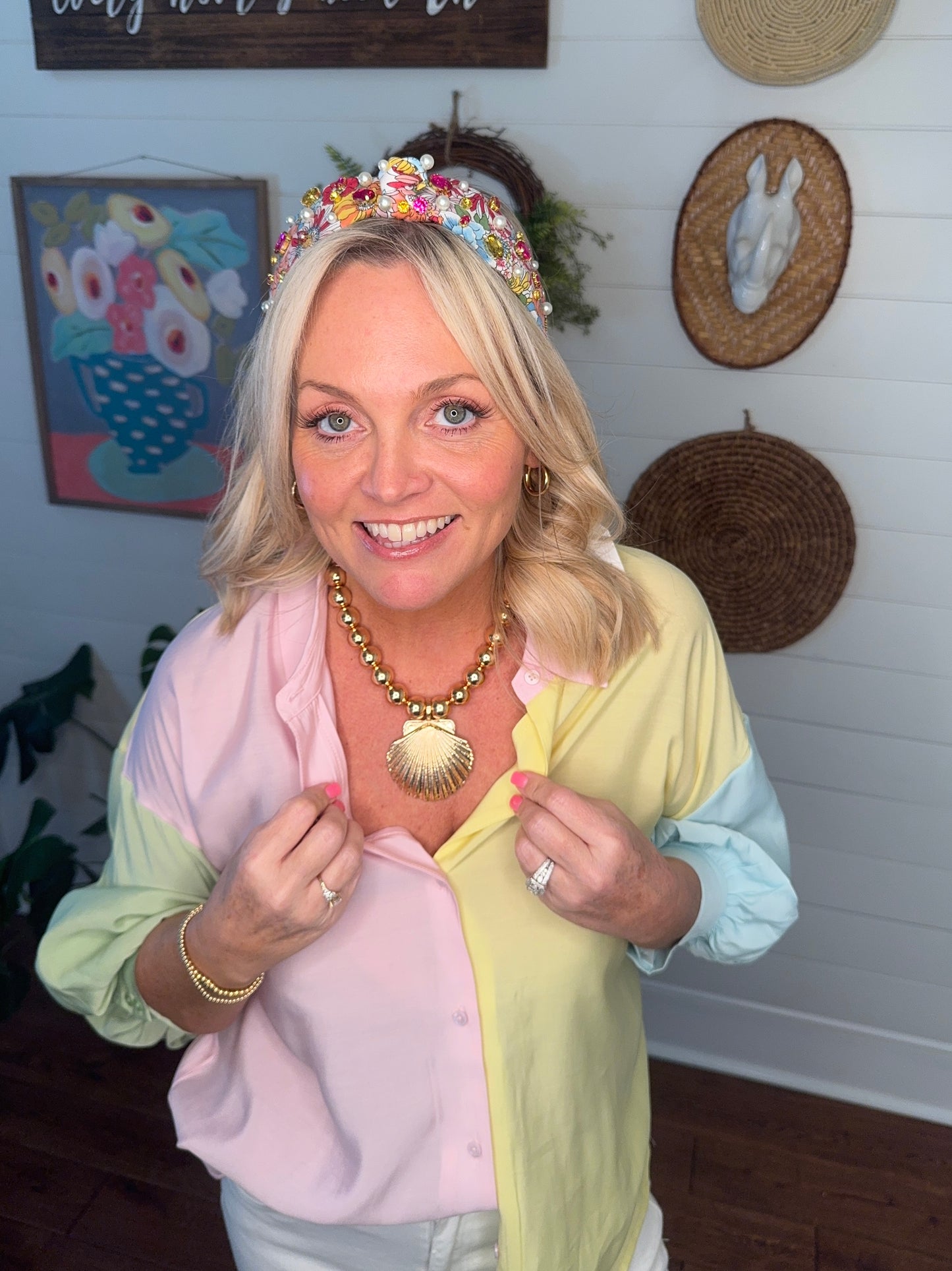 Gold shell necklace marked down
