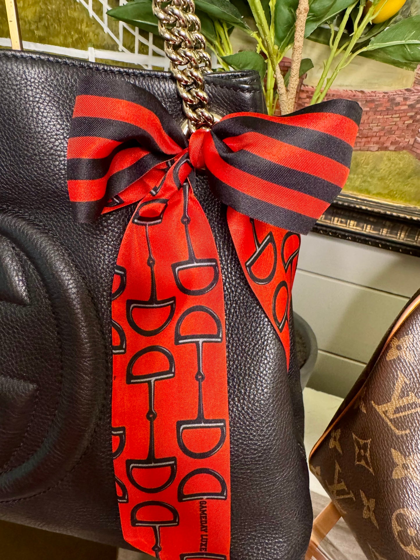 Twilly scarf game day black and red