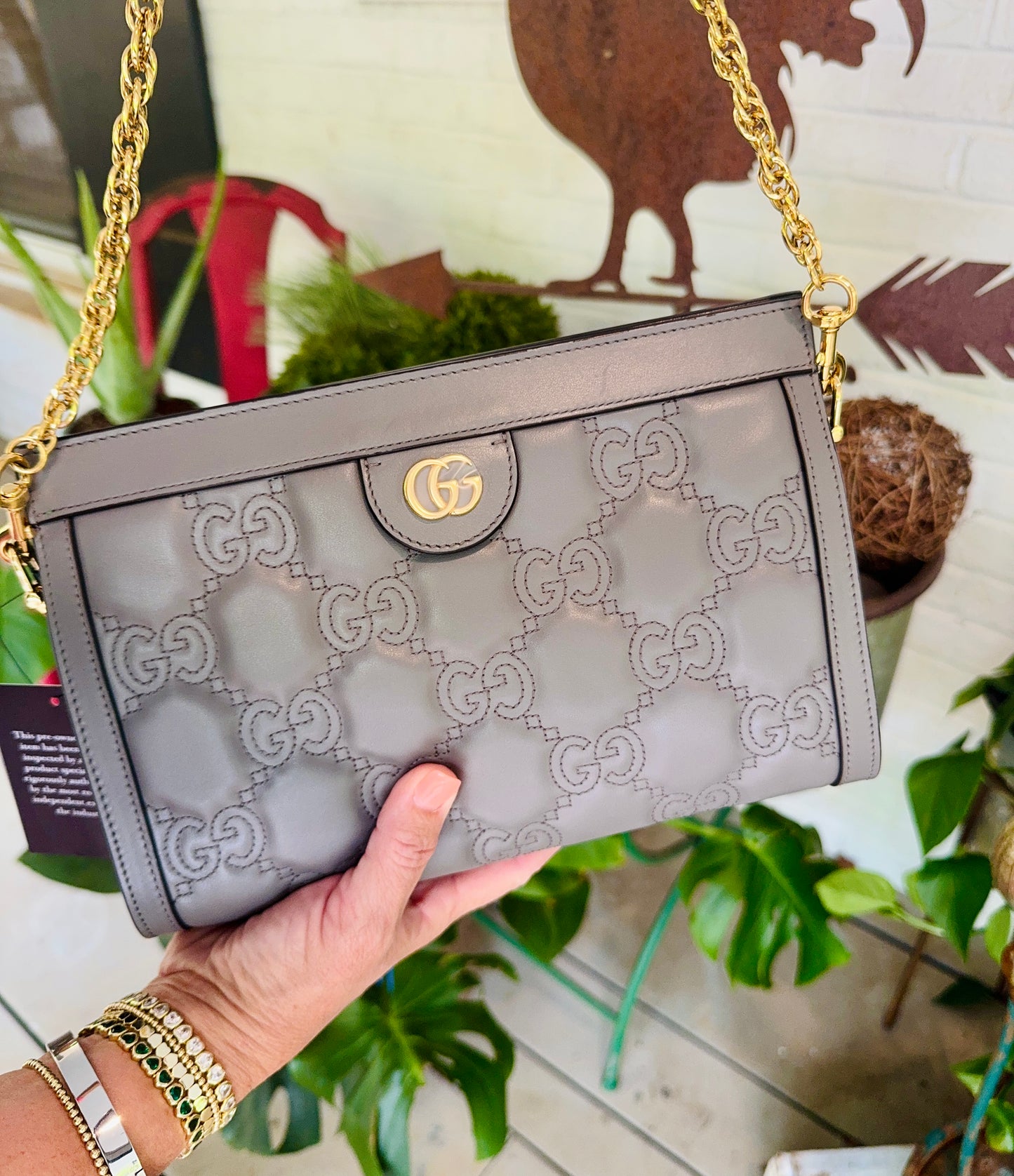 Gucci GG Matelasse Shoulder bag Gray Calf leather pre loved