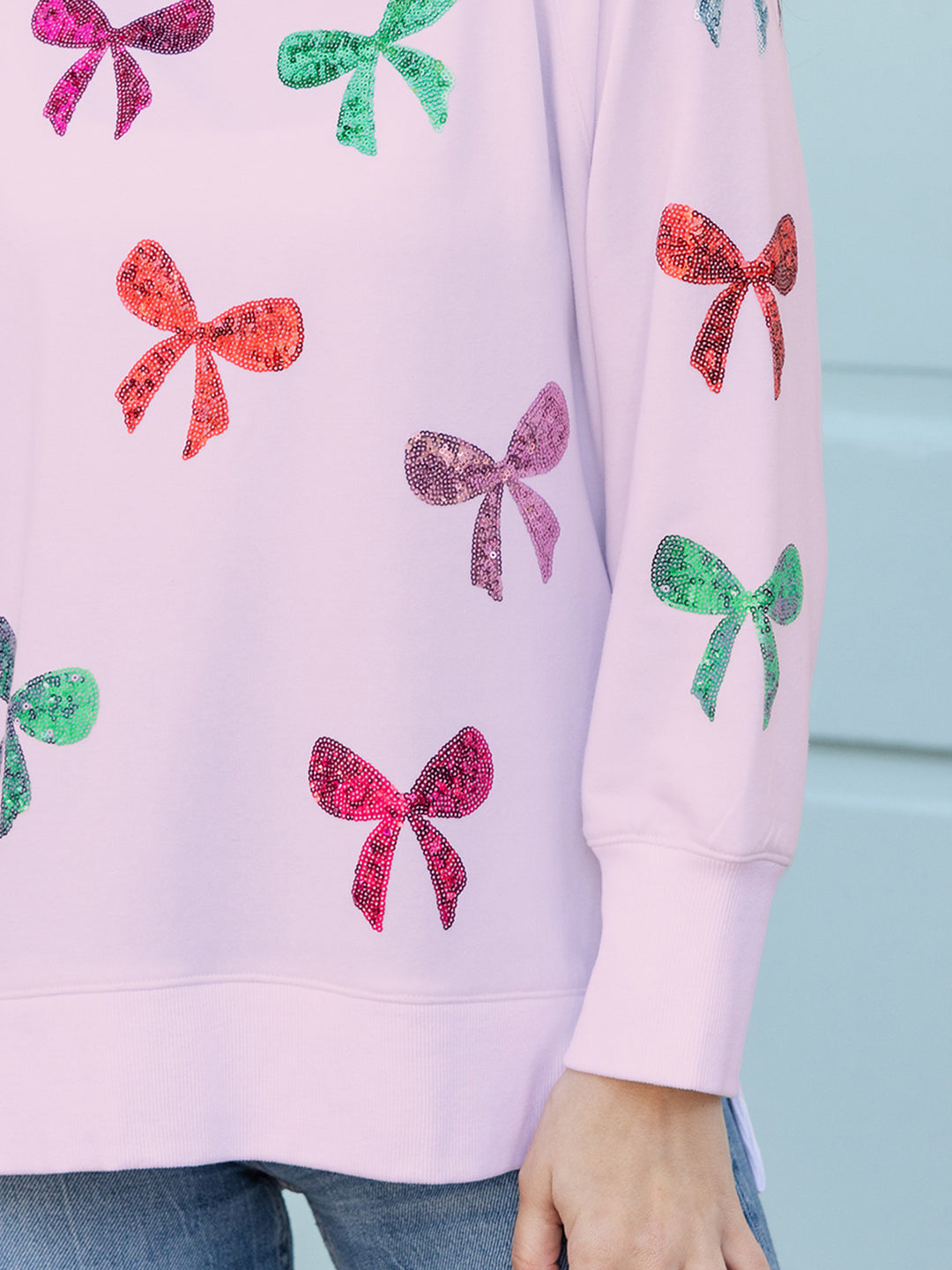 Sequin bow sweatshirt Christmas marked down