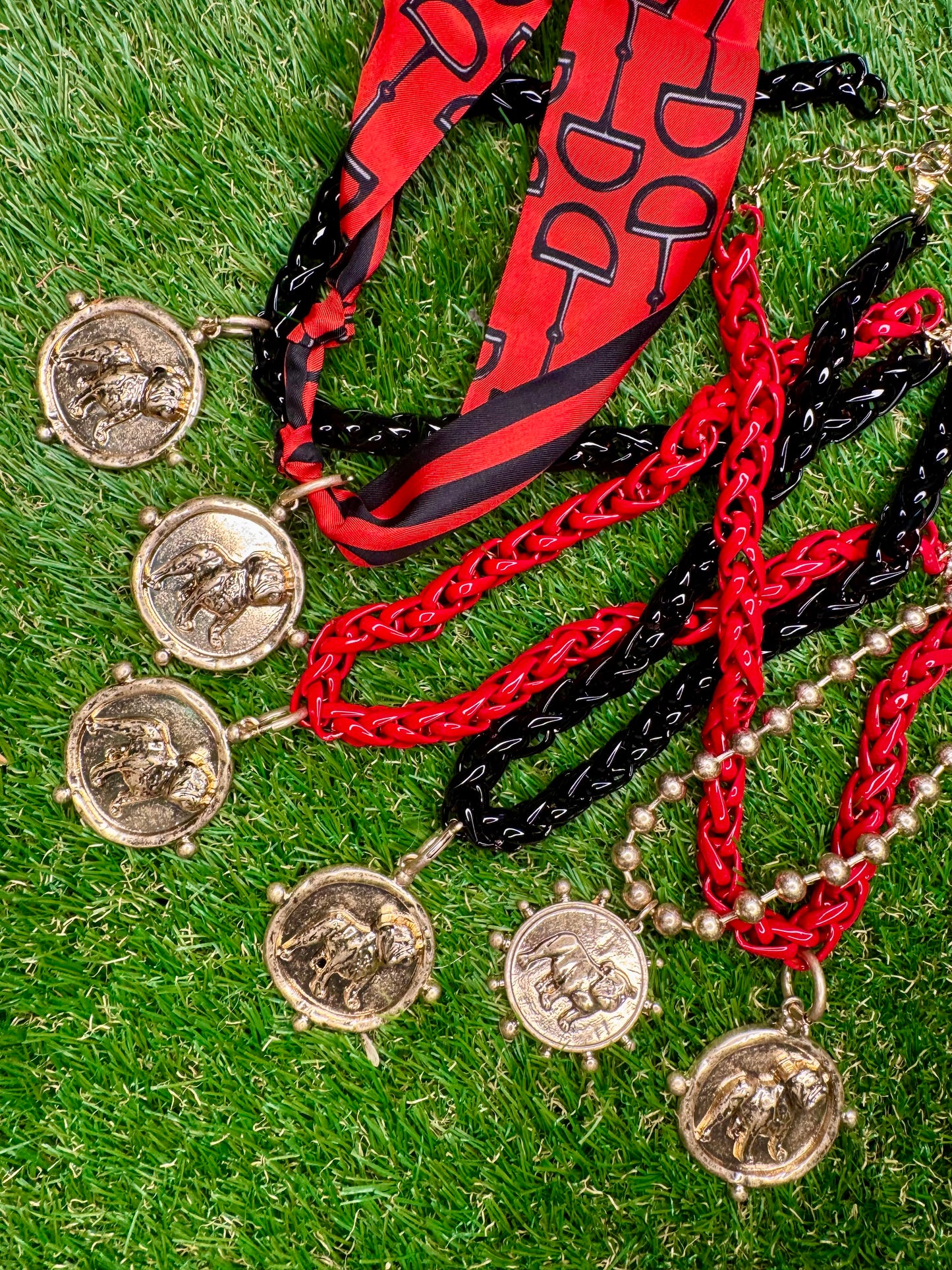 Black or red chain necklace with dog medallion