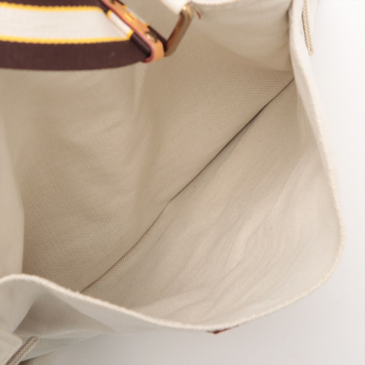 Pre loved Louis Vuitton cruise line Glove shopper GM