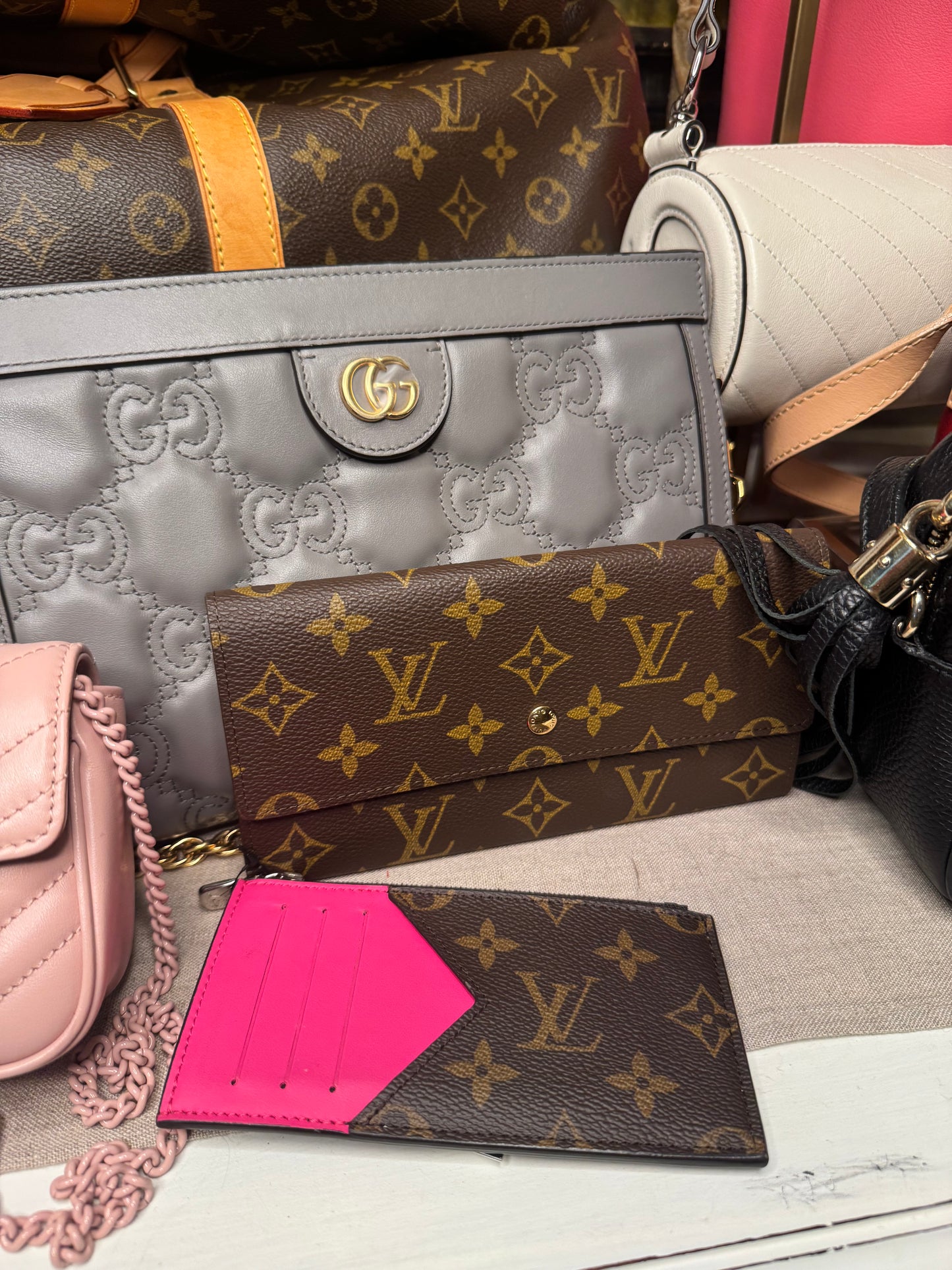 Gucci GG Matelasse Shoulder bag Gray Calf leather pre loved