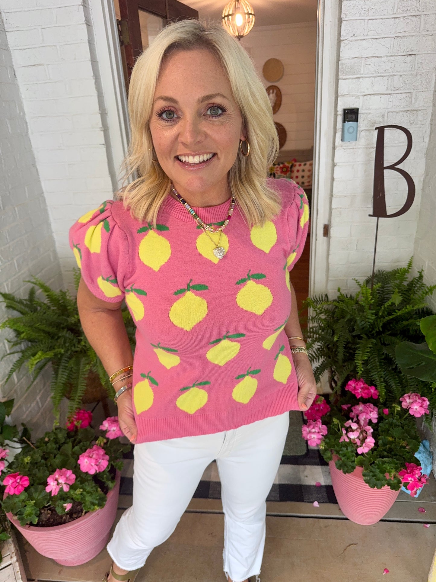 Lemon short sleeve summer knit sweater super soft marked down