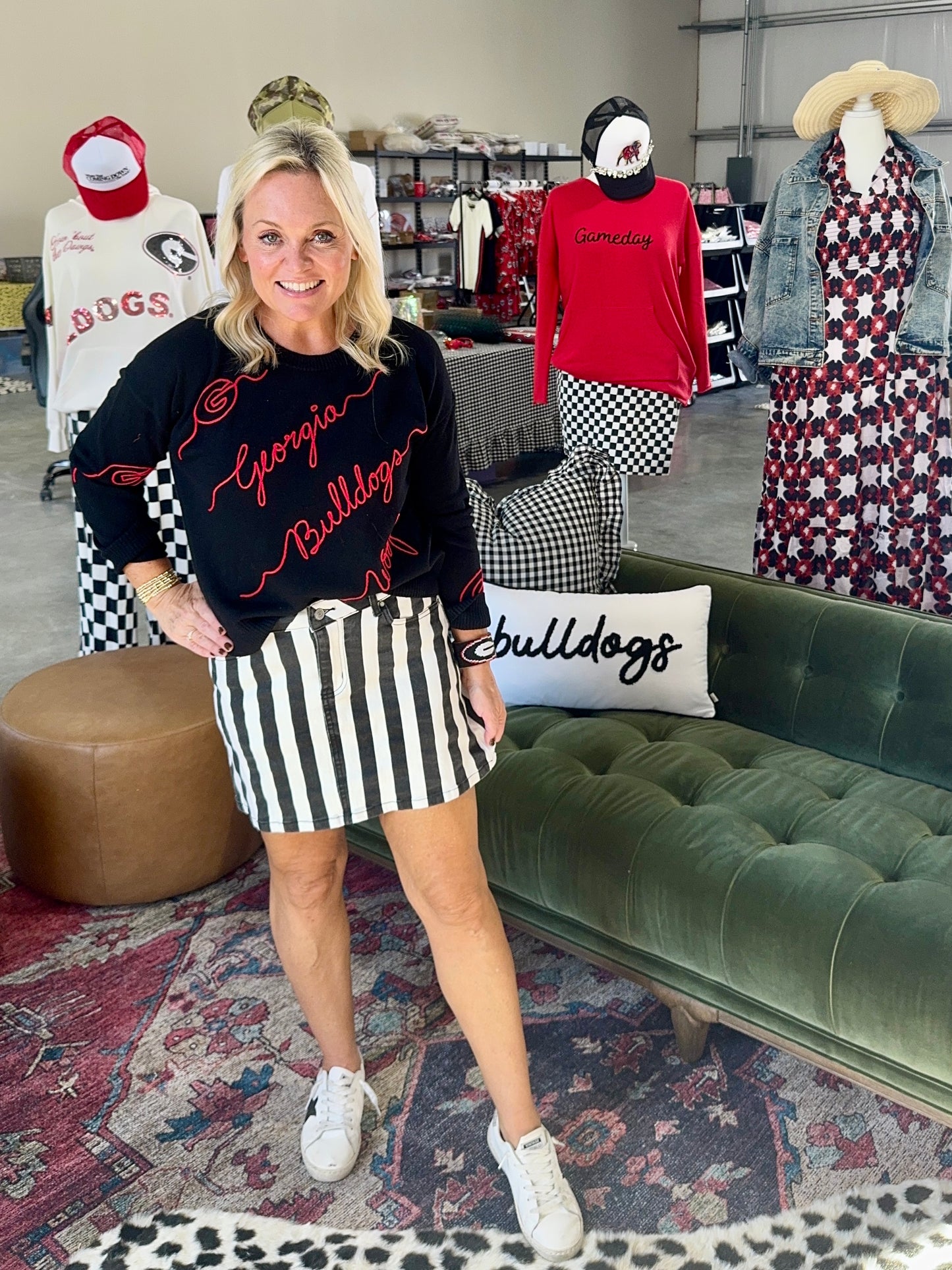 Licensed black georgia bulldog love letter sweater light weight