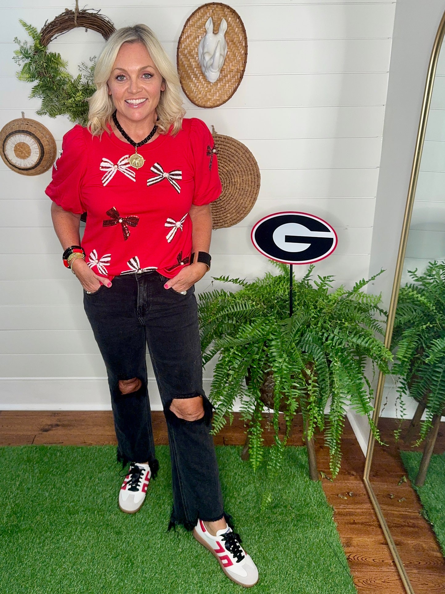 New red top with sparkle bows black and white
