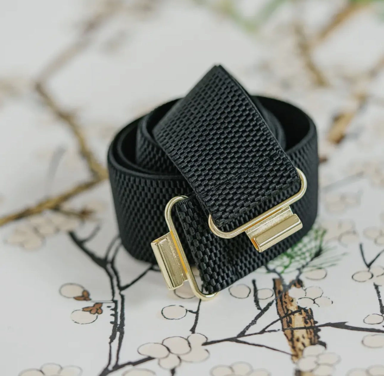 Black stretch belt - bulldog sold separately