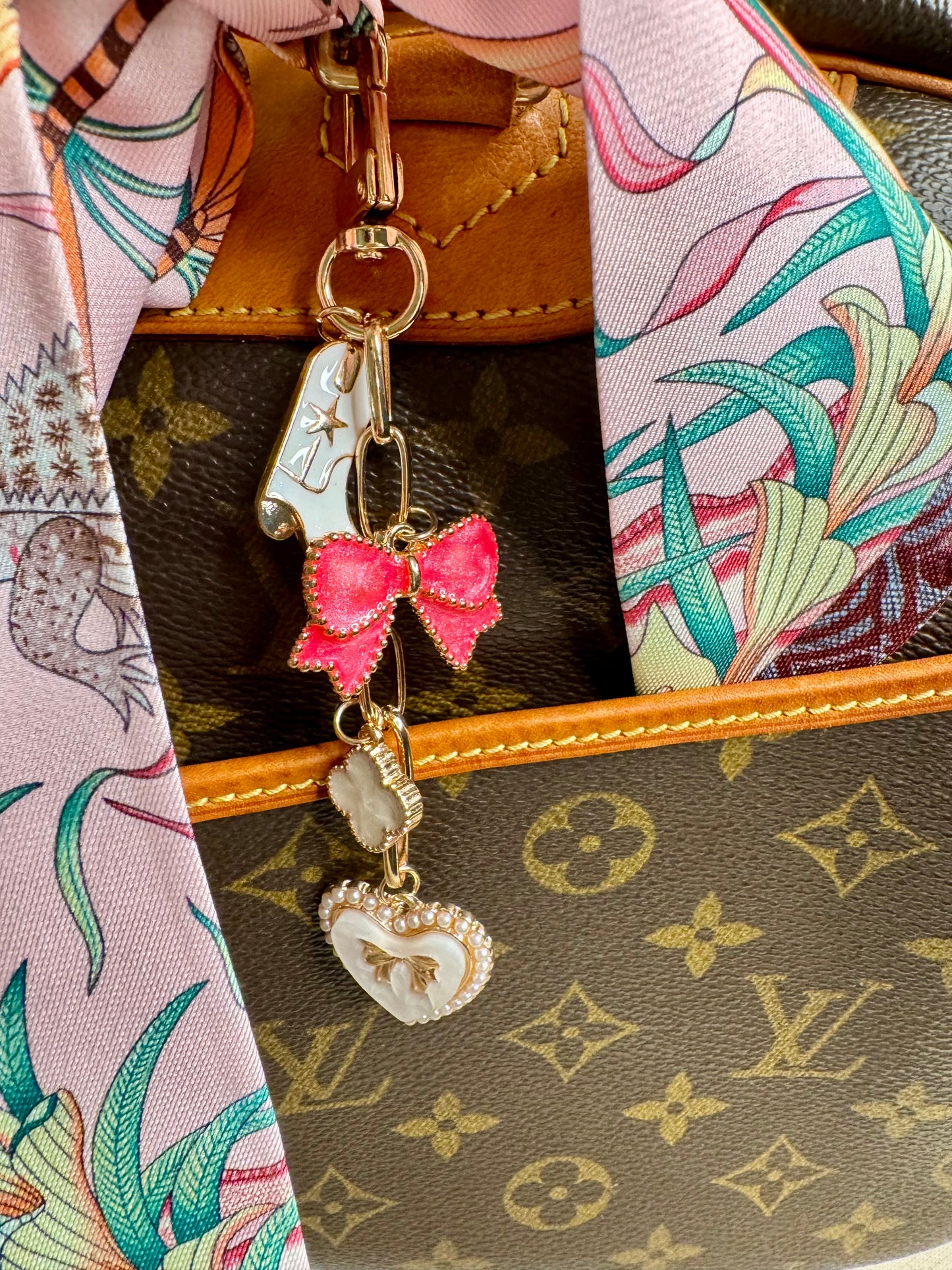 Key chain purse charm boot and bow cluster pink and white