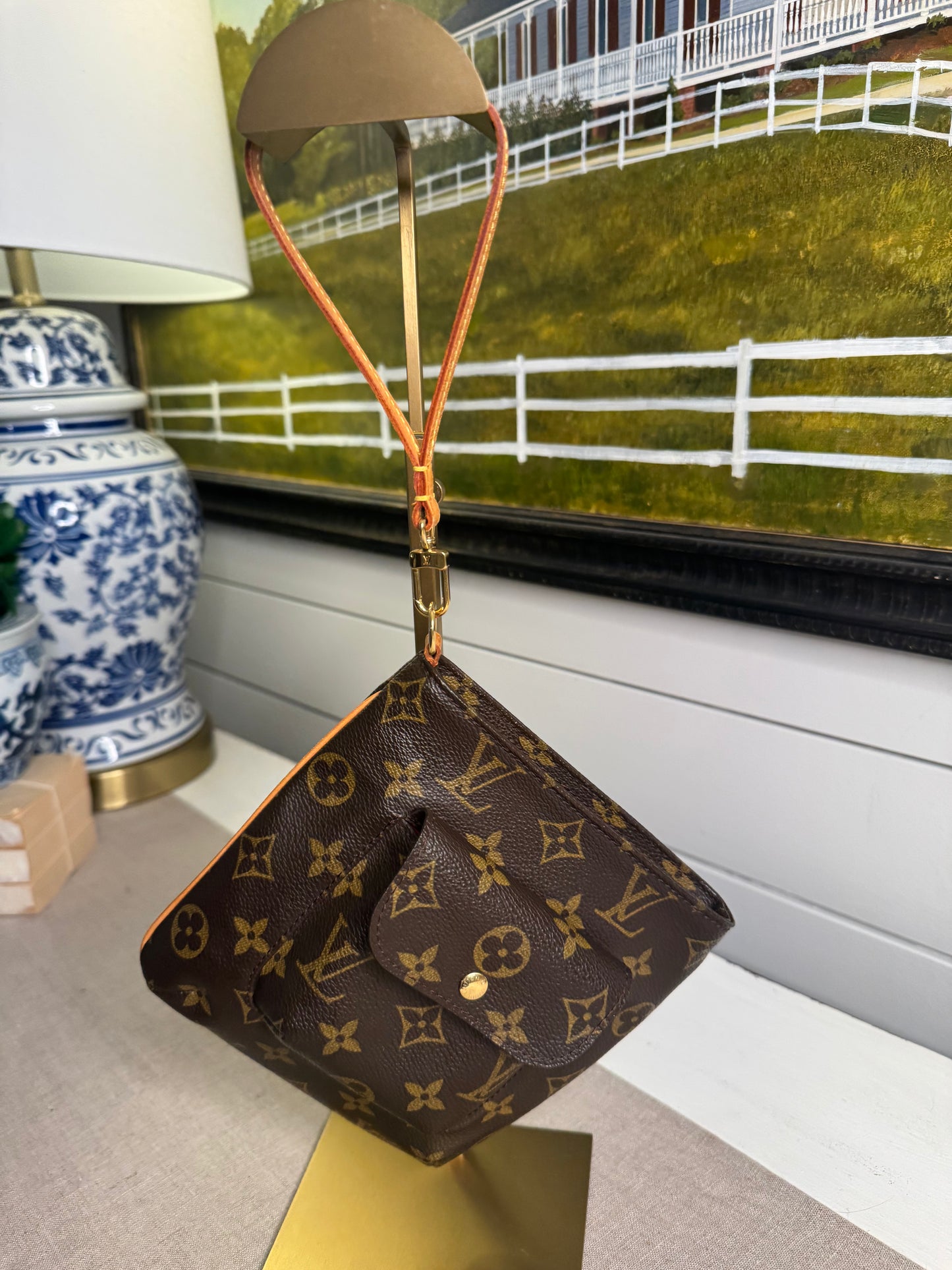 Louis Vuitton partition pre loved monogram wristlet