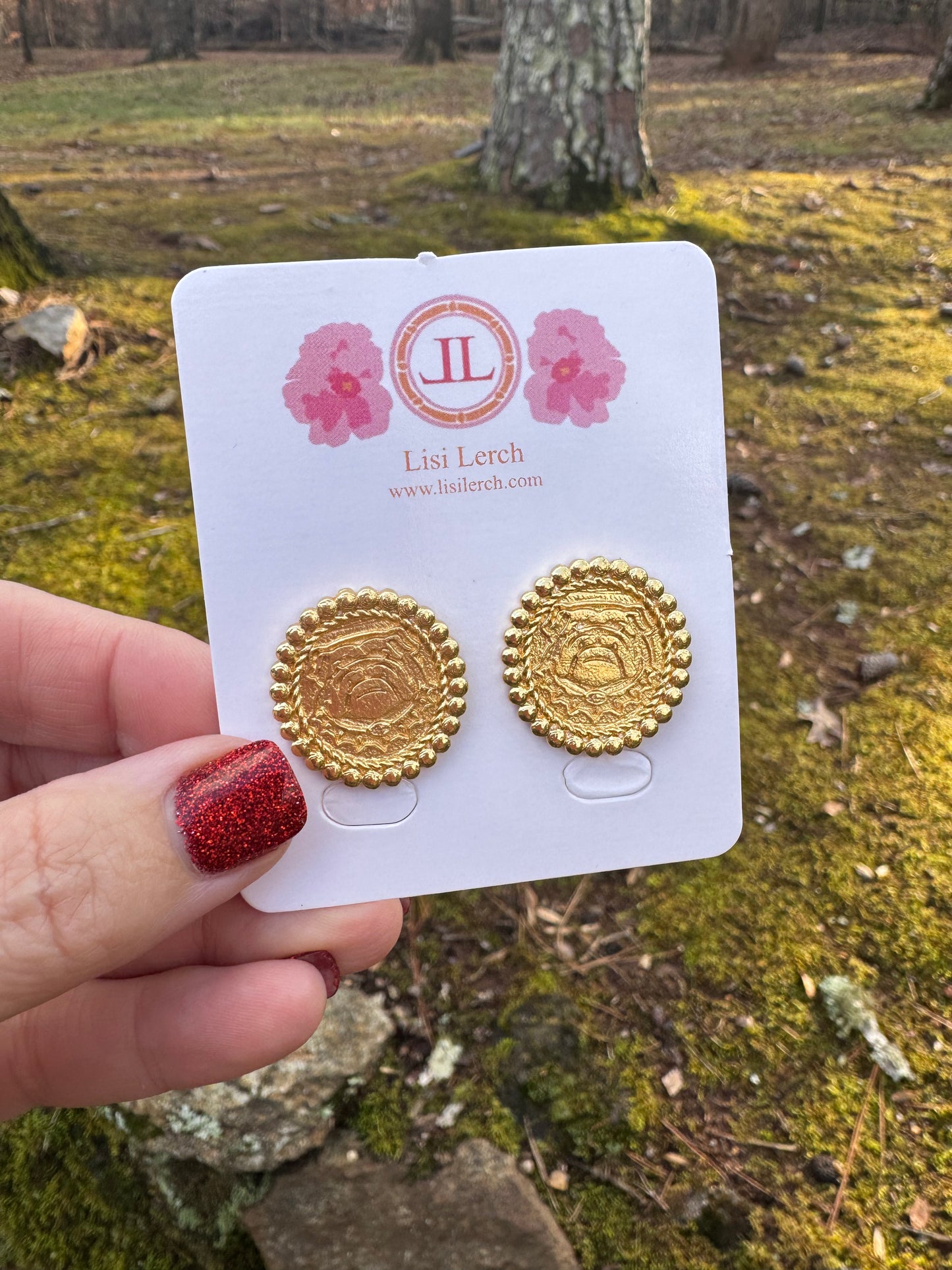 Bulldog coin gold stud earrings