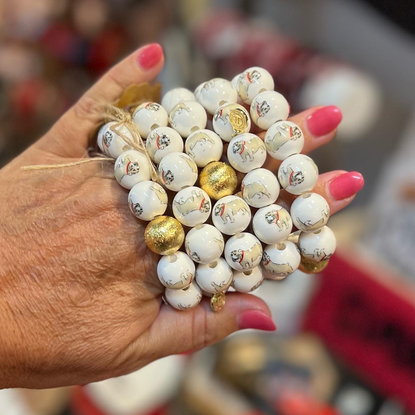 Bulldog white beaded bracelet