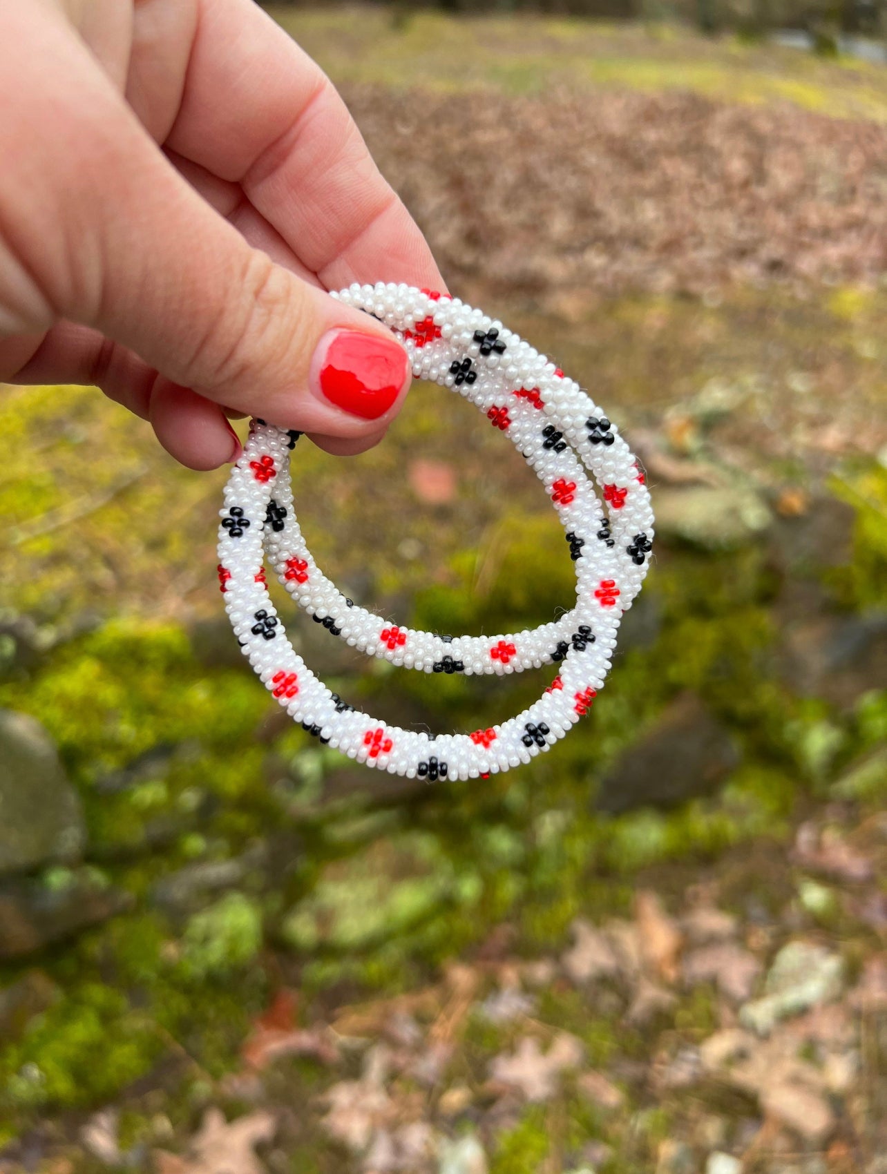 roll on aide trade beaded bracelet white
