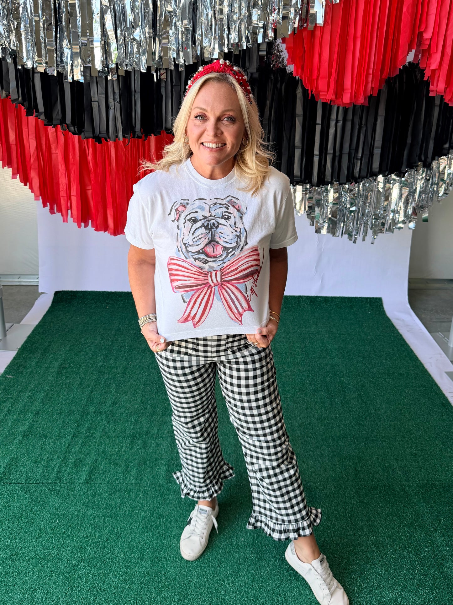 Artist bulldog tee