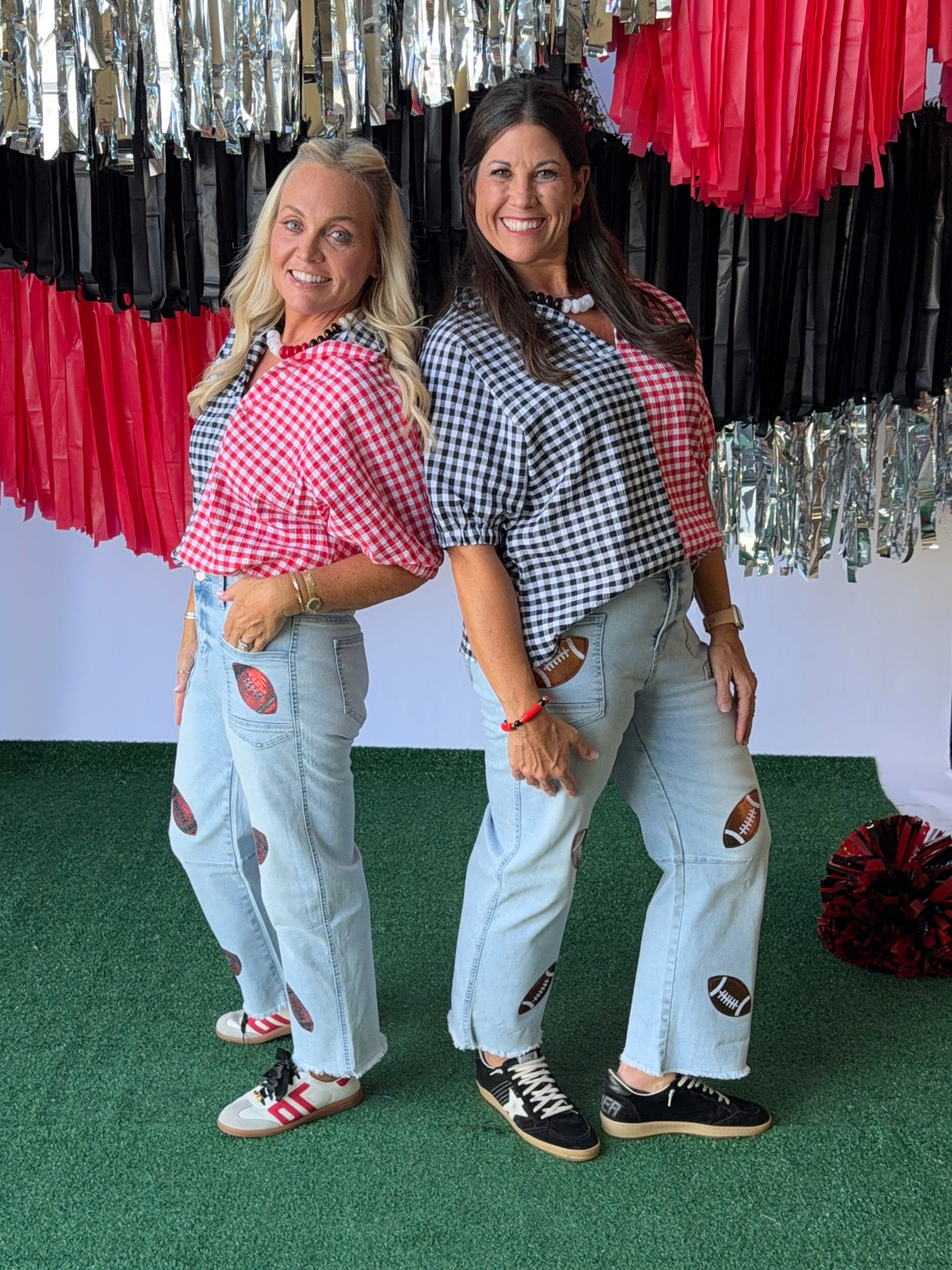 Gingham top black and red