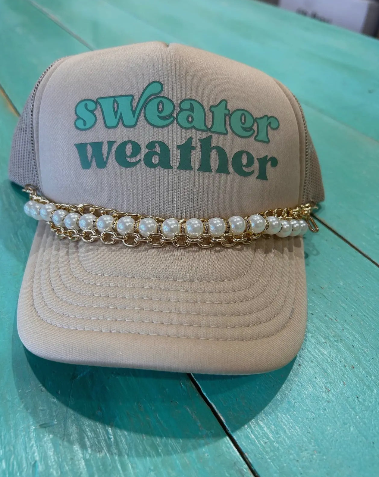 Trucker hat chain triple layer pearl