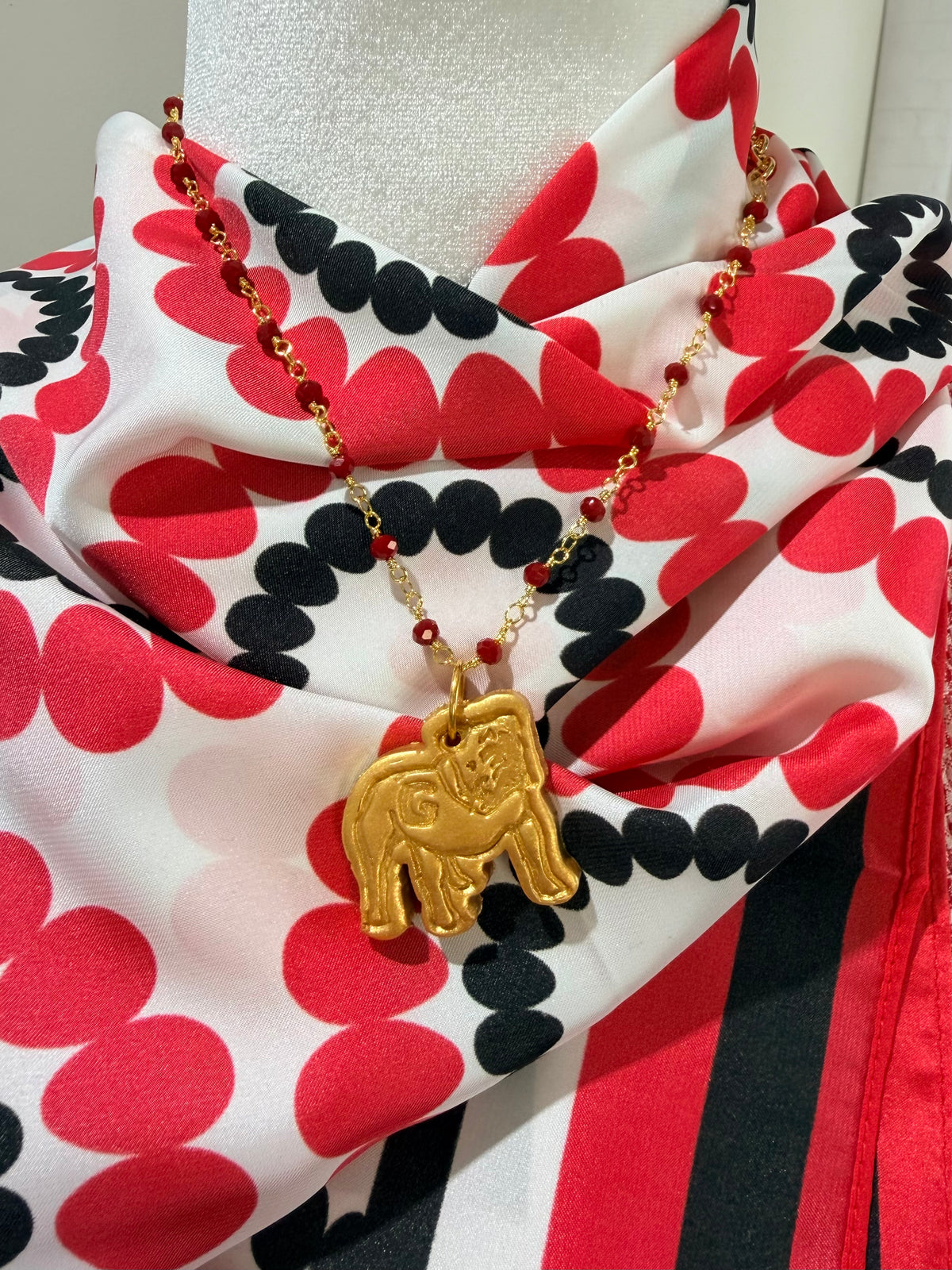 Handmade bulldog necklace beaded black or red