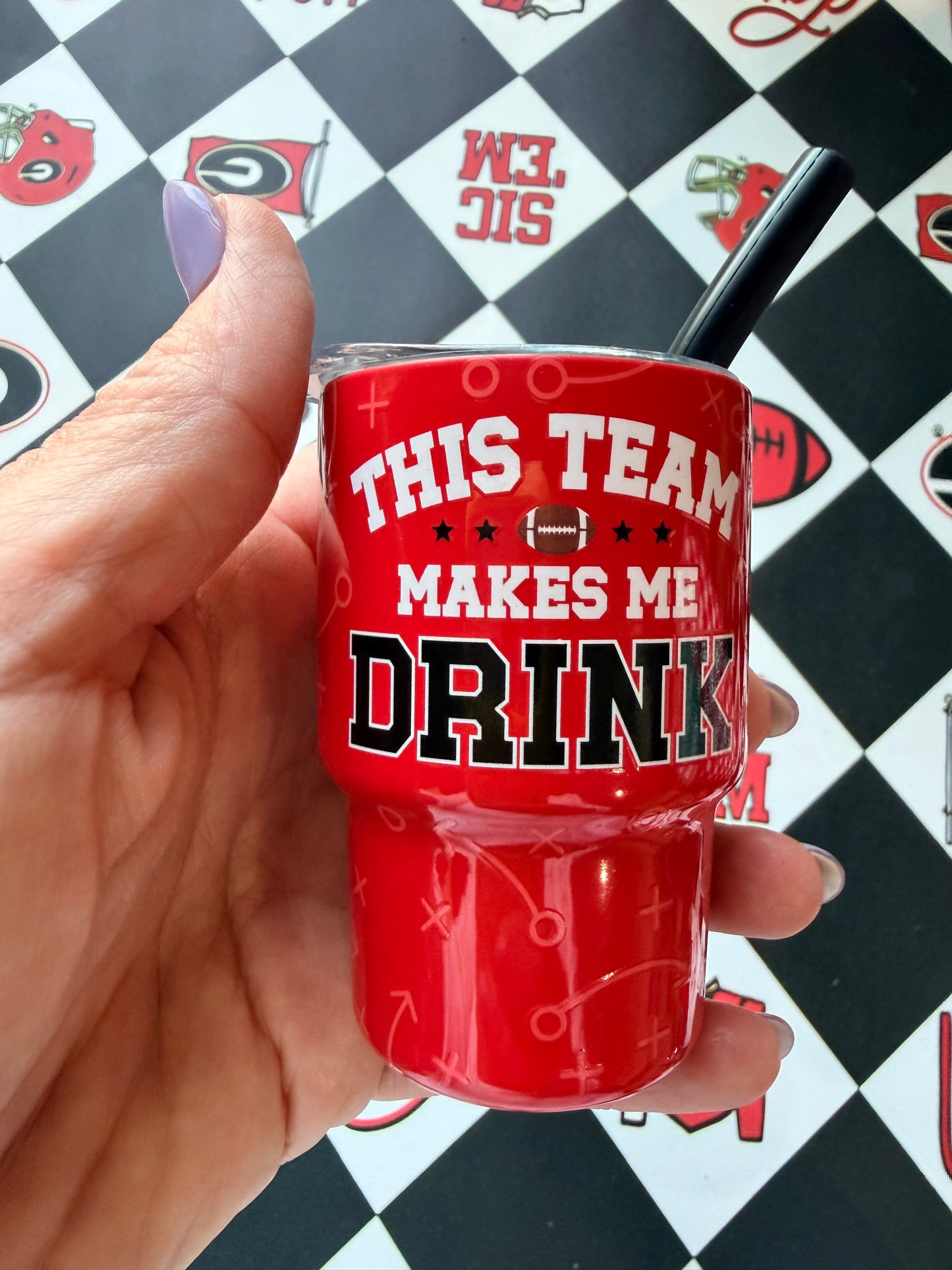 Swig shot glass with straw