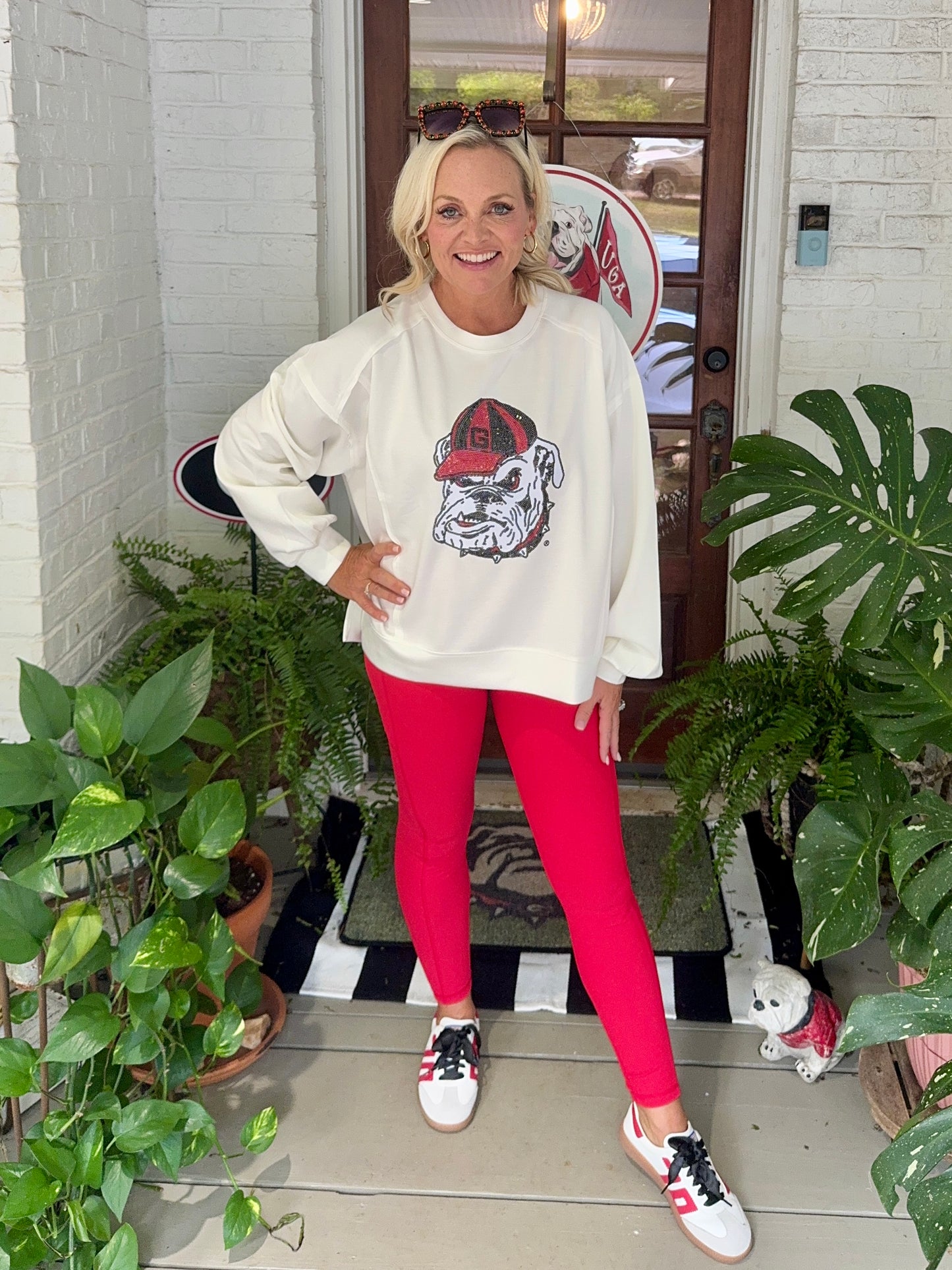Red leggings up to plus size!