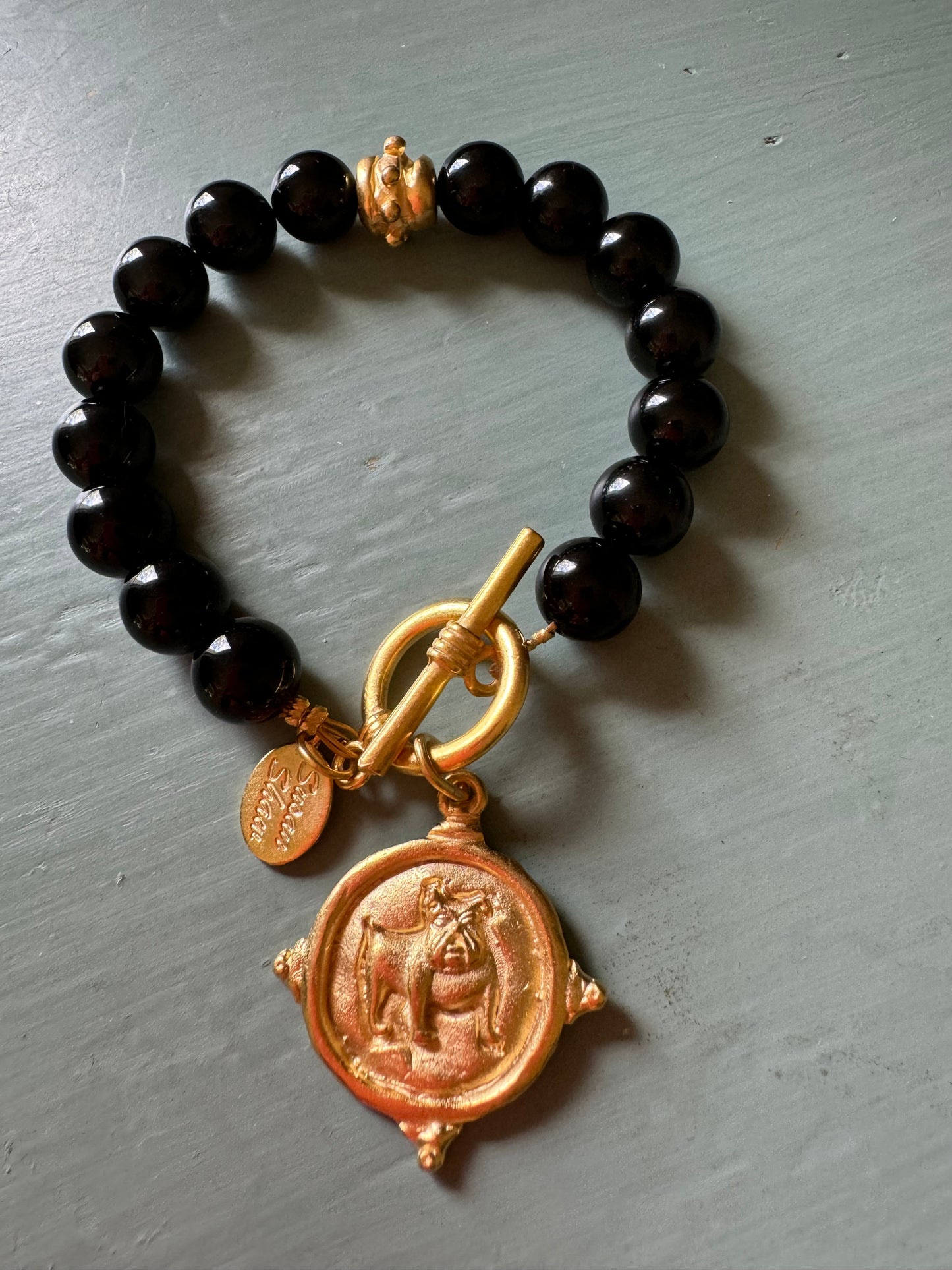 Onyx bracelet dog black and gold medallion