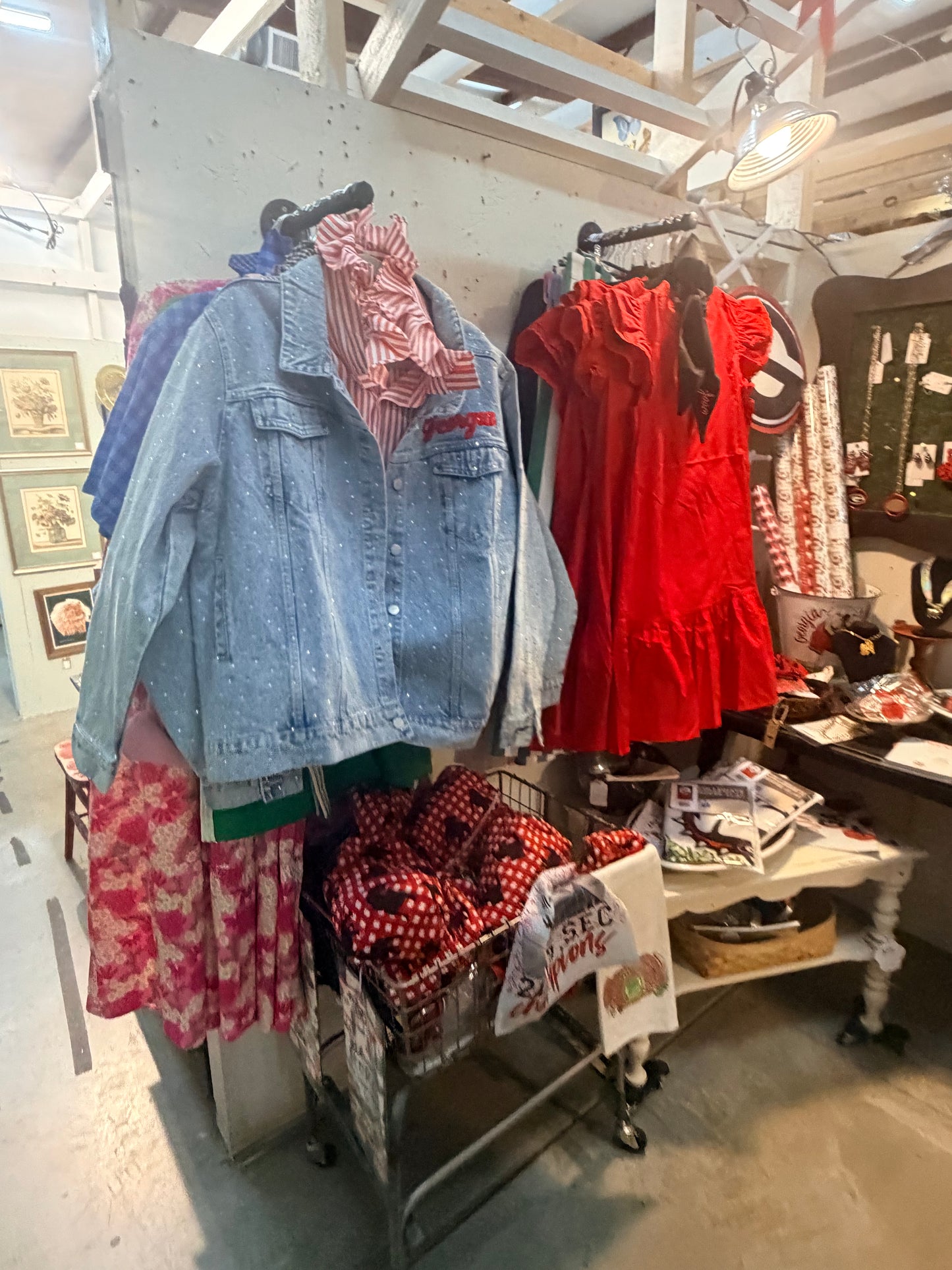 Red Mary square dress