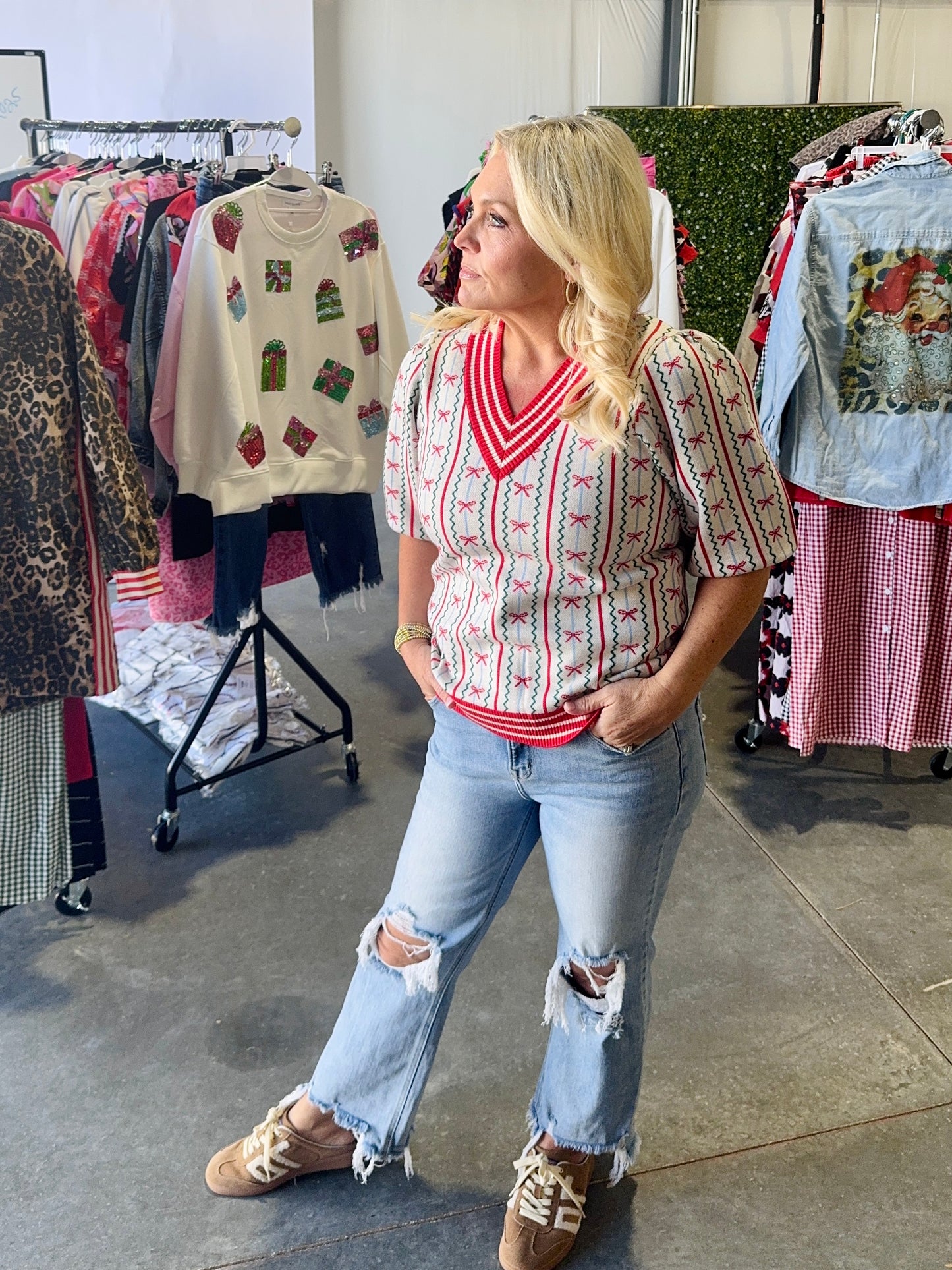 Mmm Bow knit sweater Christmas