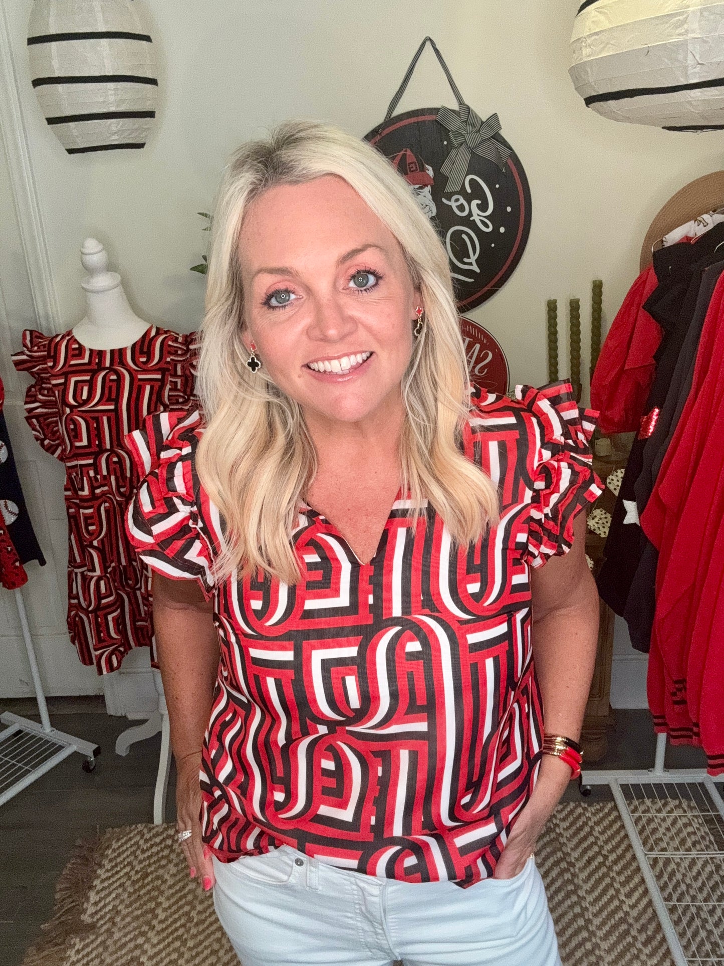 Red black sleeveless ruffle  blouse top warehouse sale