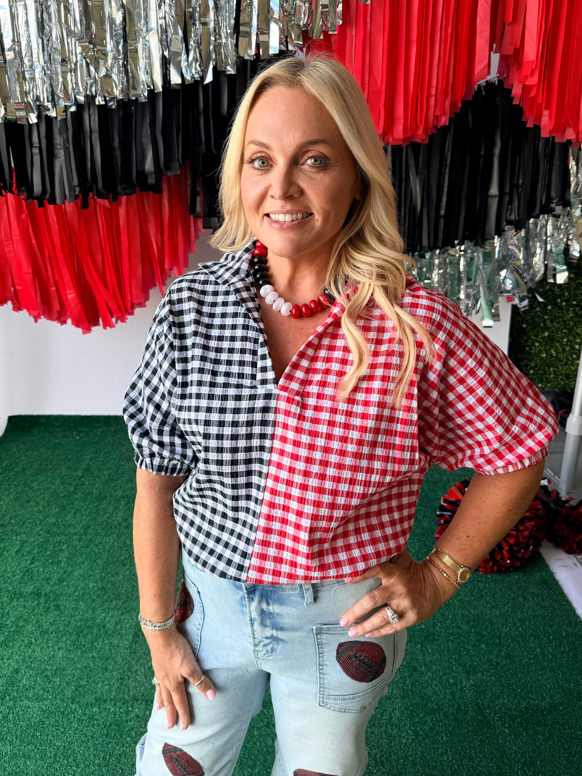 Gingham top black and red
