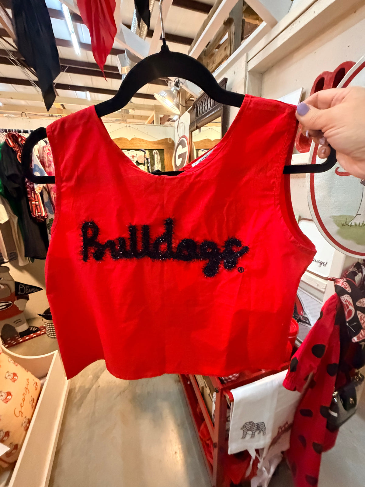 Rope script tie back cropped tank with bows