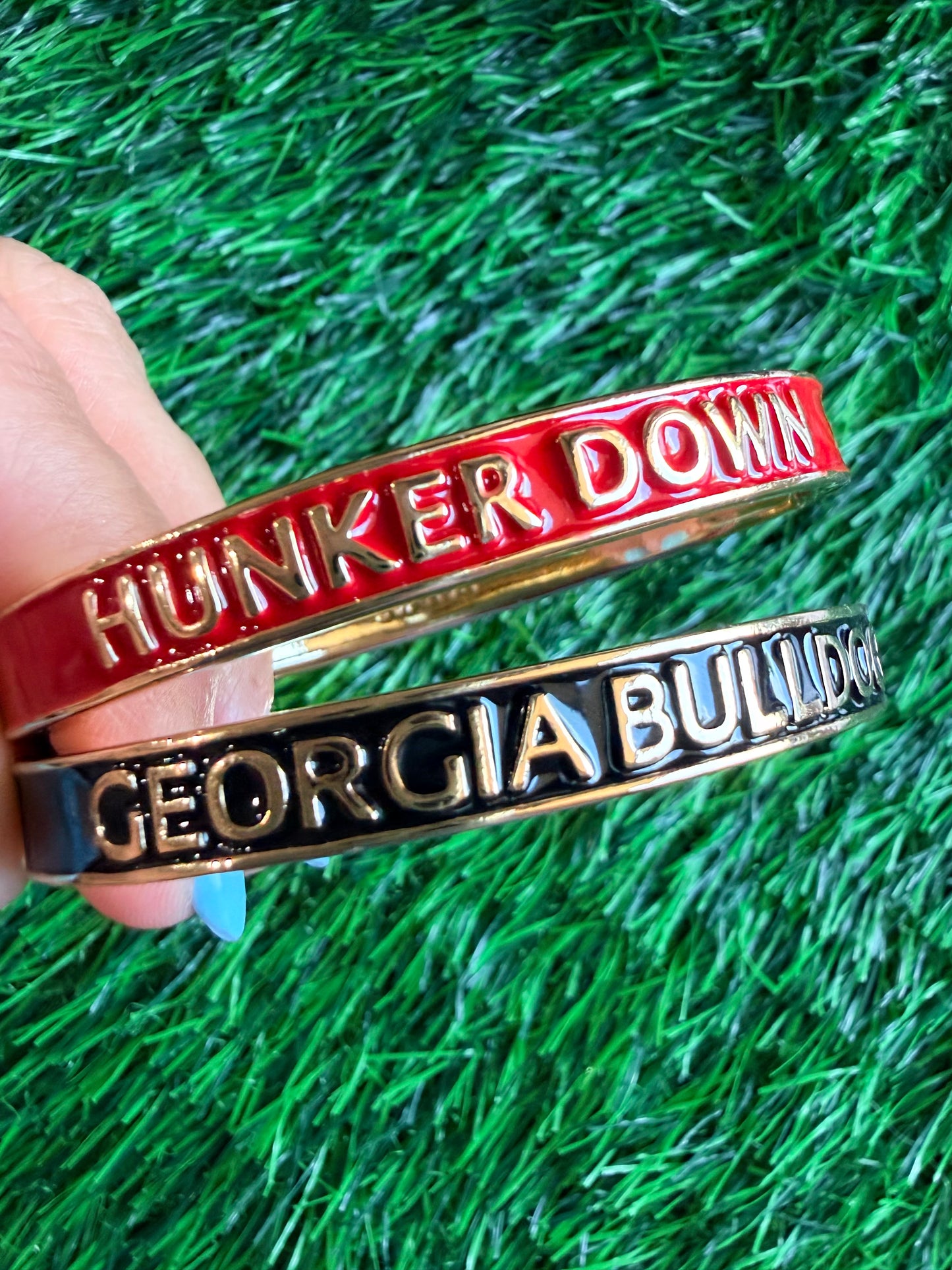 1 bangle georgia Bulldog hunker down