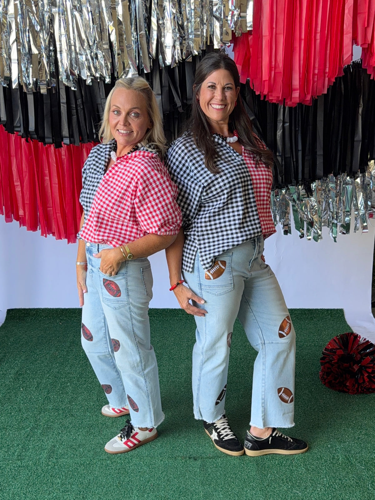 Gingham top black and red