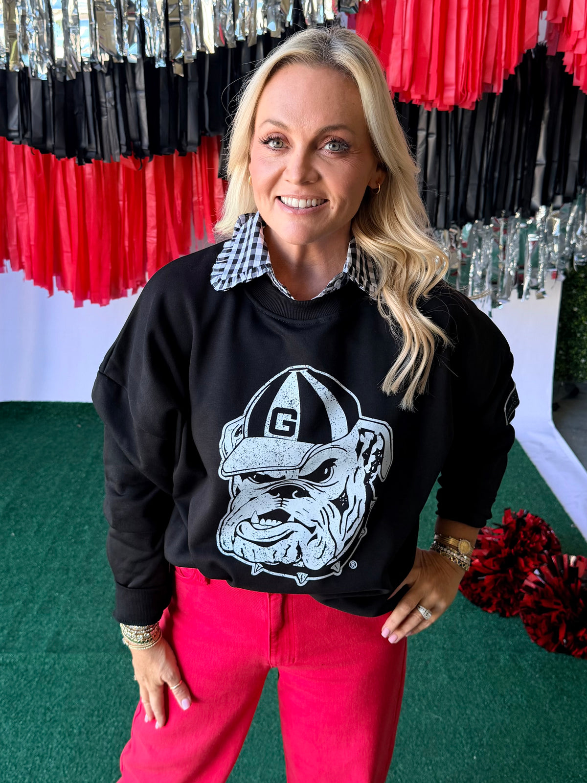 Sweatshirt black with white Bulldog licensed