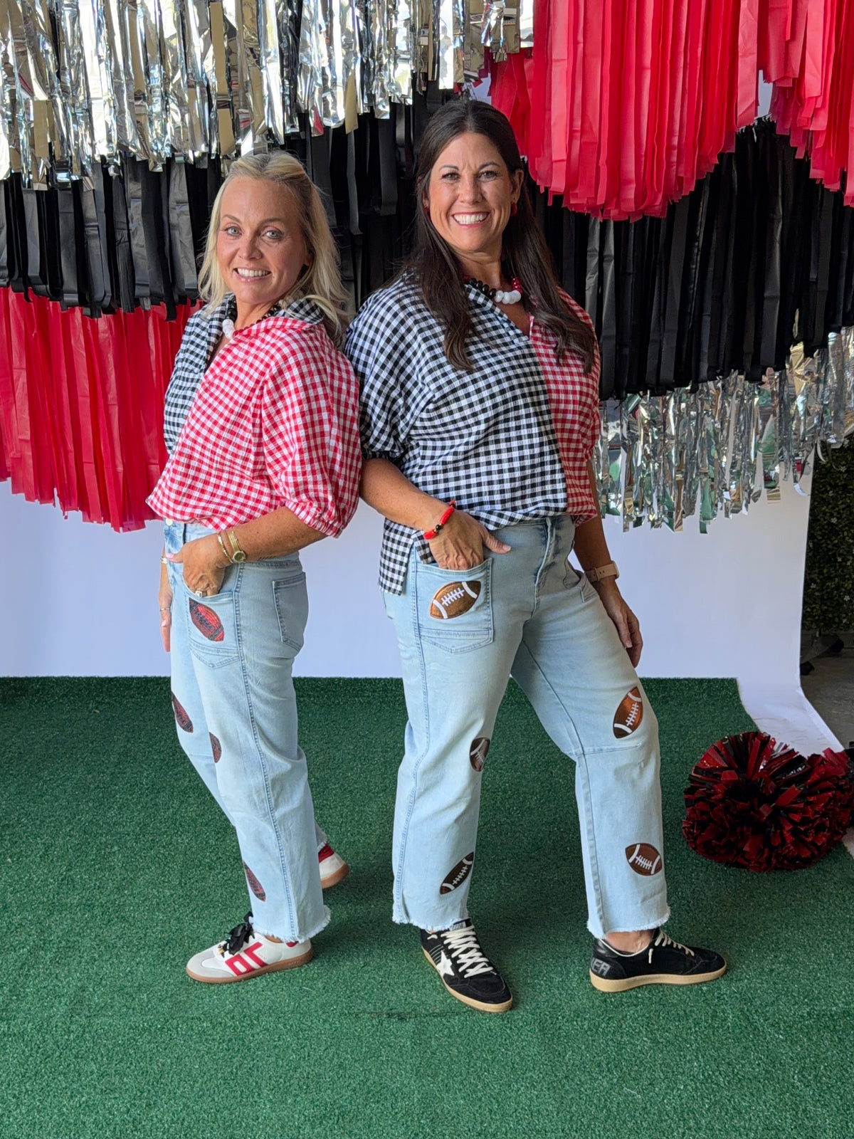 Gingham top black and red