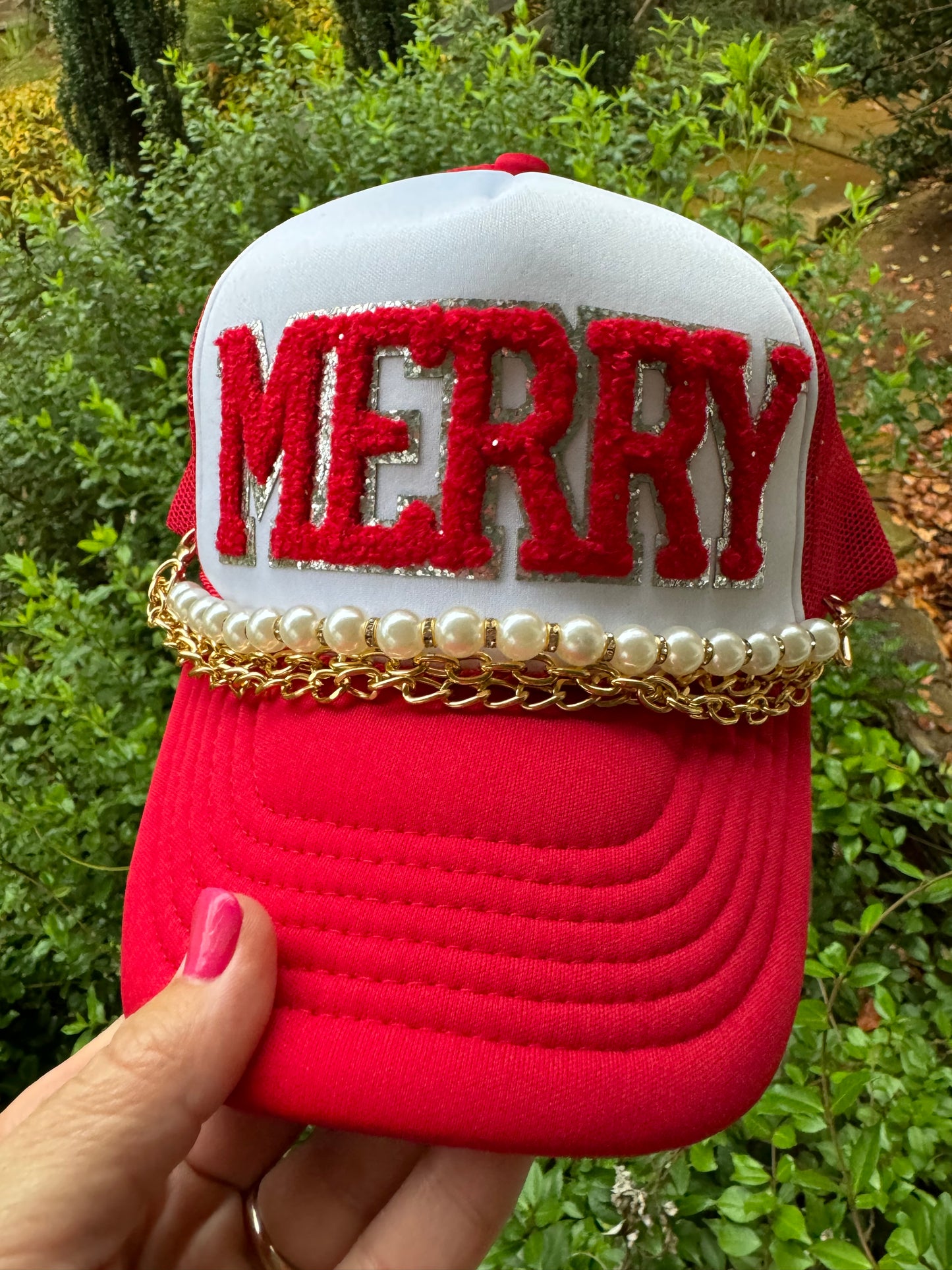 Christmas hat red and white Merry patch ( trucker chain sold separately)