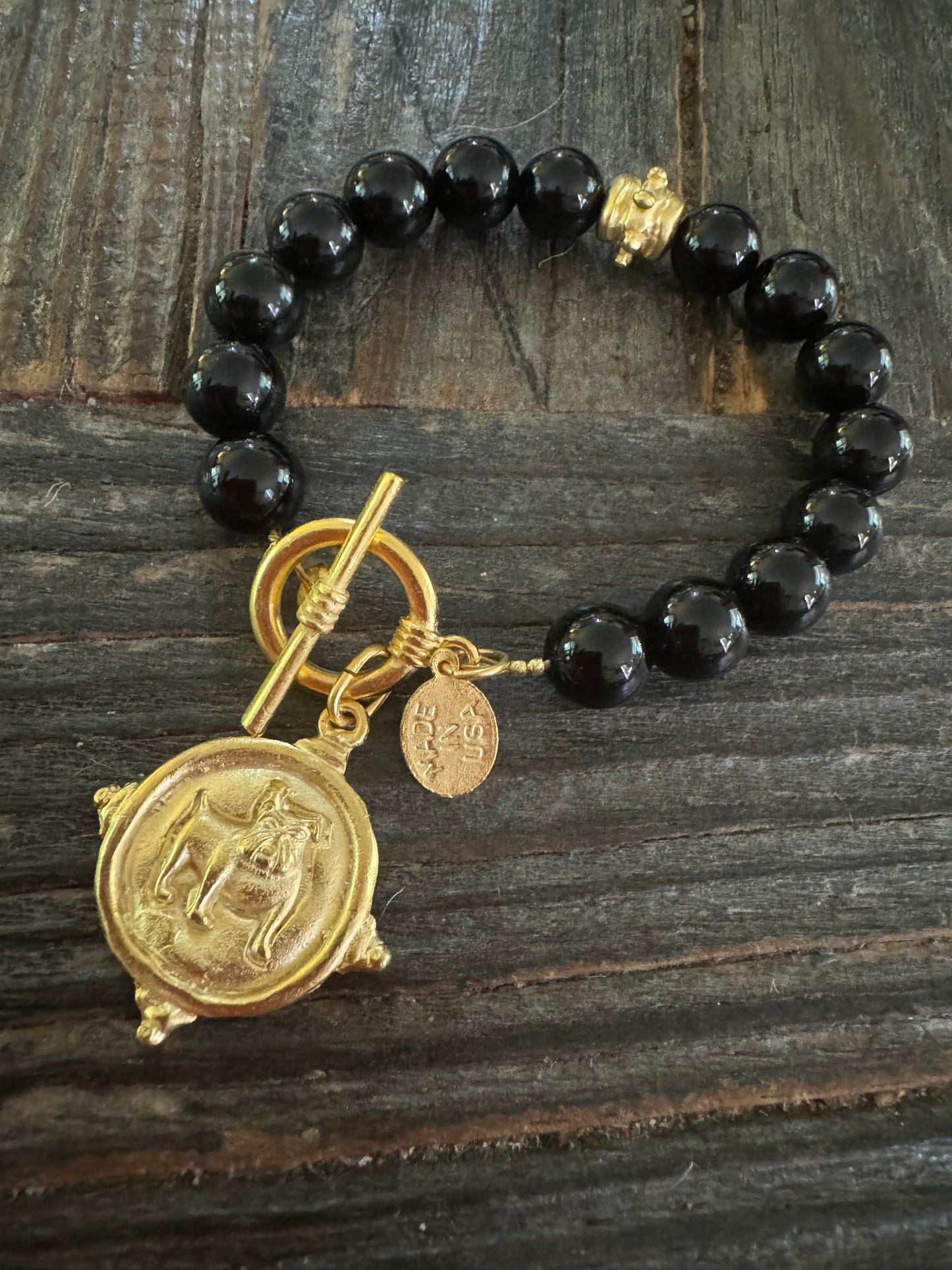 Onyx bracelet dog black and gold medallion