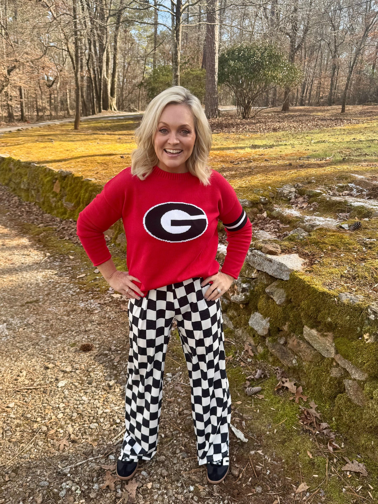 Licensed knit light  weight dawgs sweater