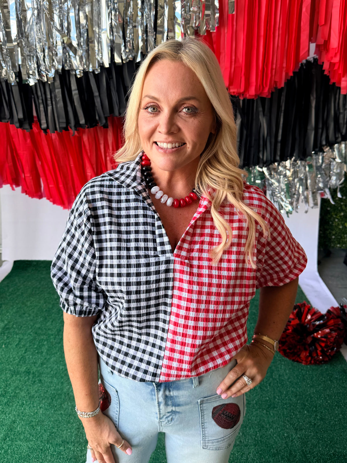 Gingham top black and red