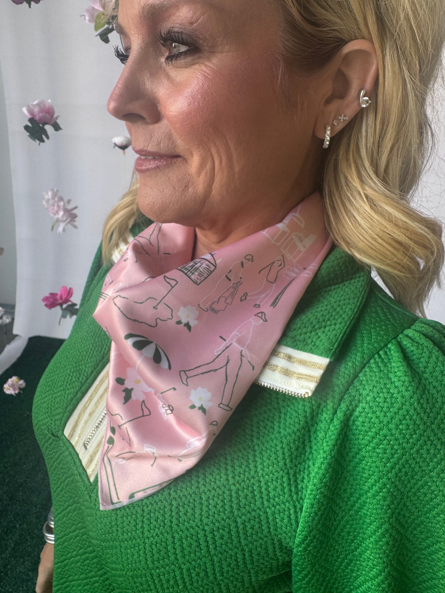 The Augusta Pink silk scarf golf chic!