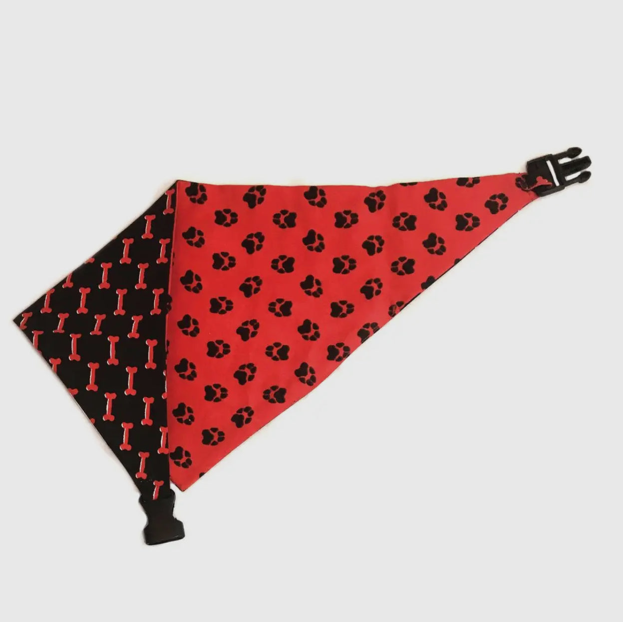 Reversible dog bandana red and black