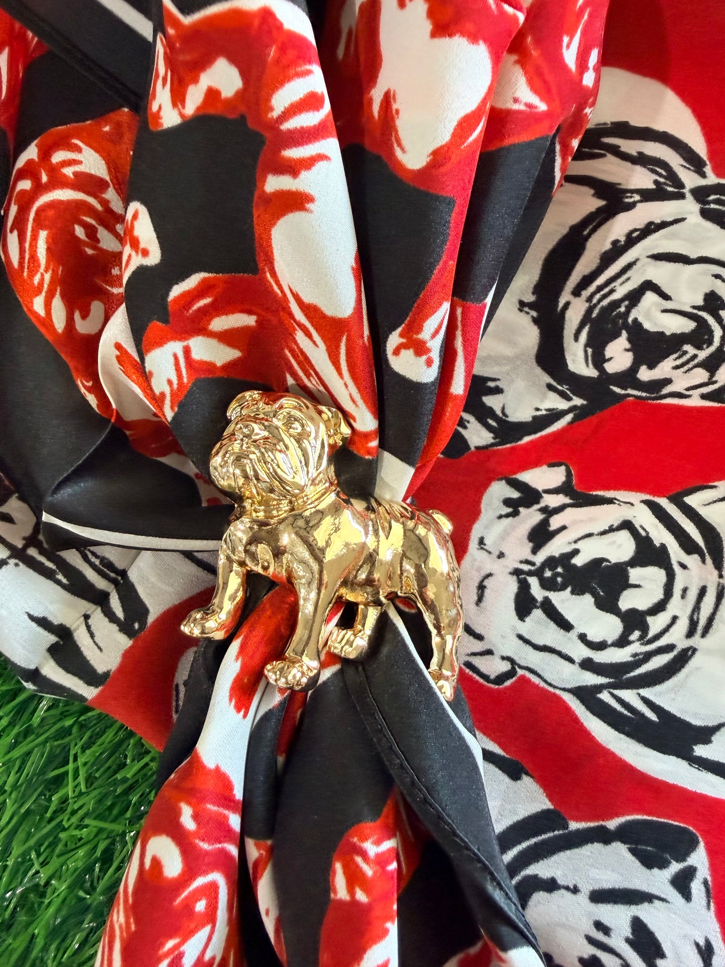 Bulldog gold scarf slide