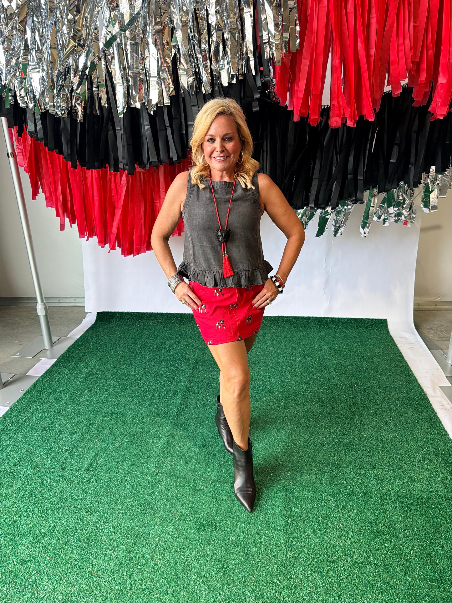 Red denim embroidered dawg skirt Licensed