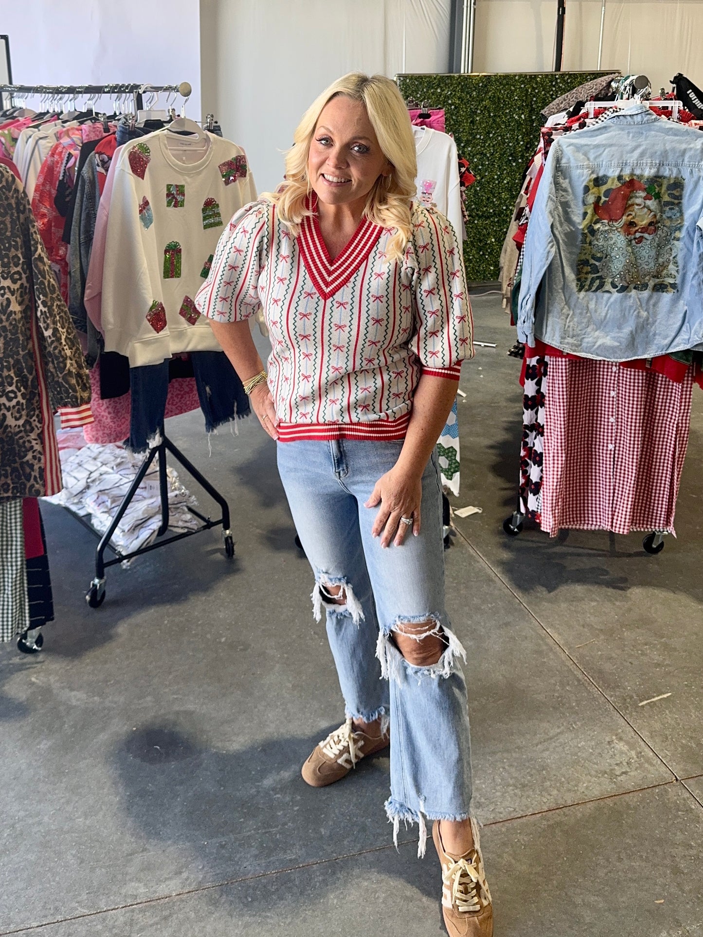 Mmm Bow knit sweater Christmas