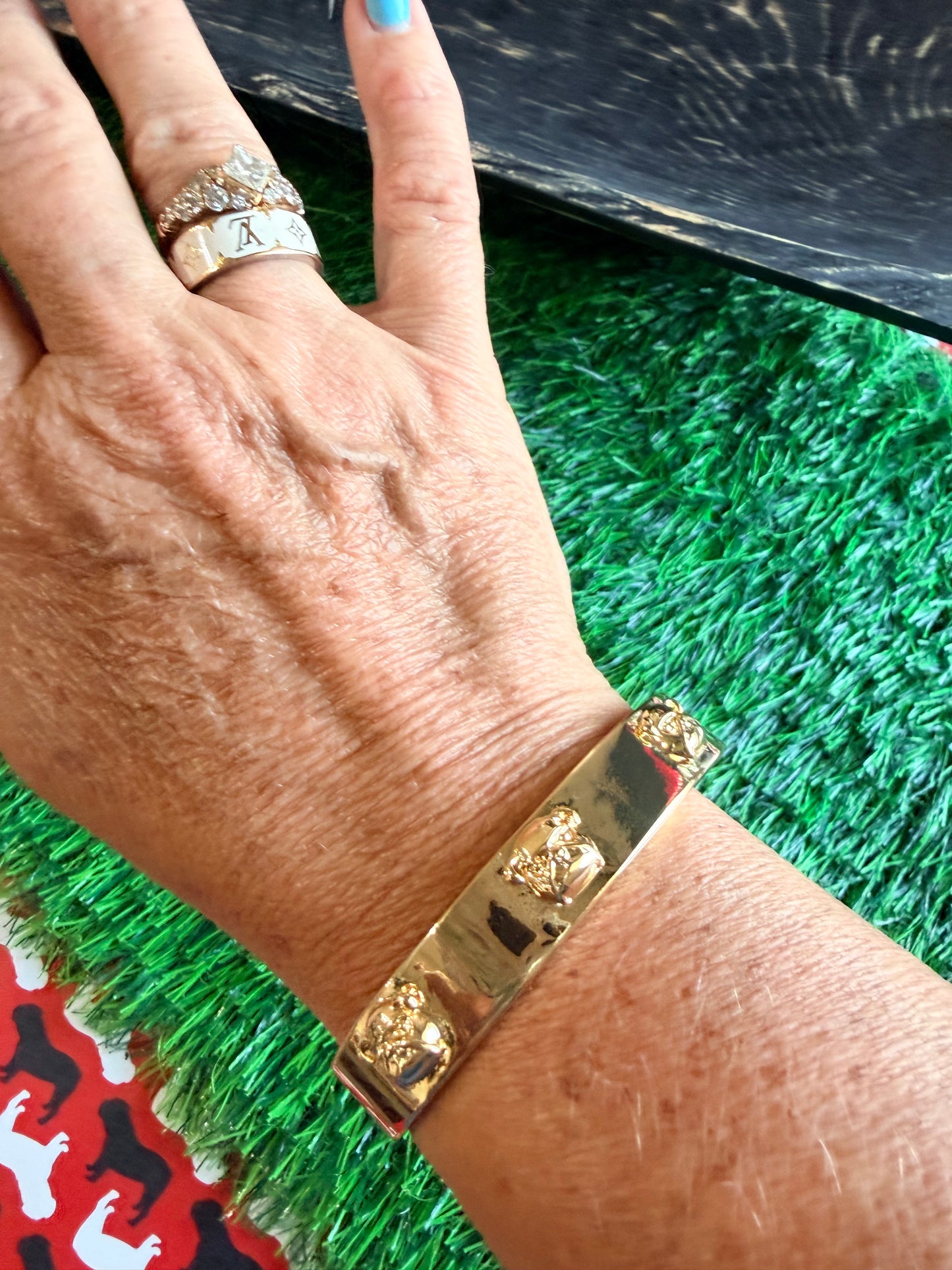 Gold bulldog bangle