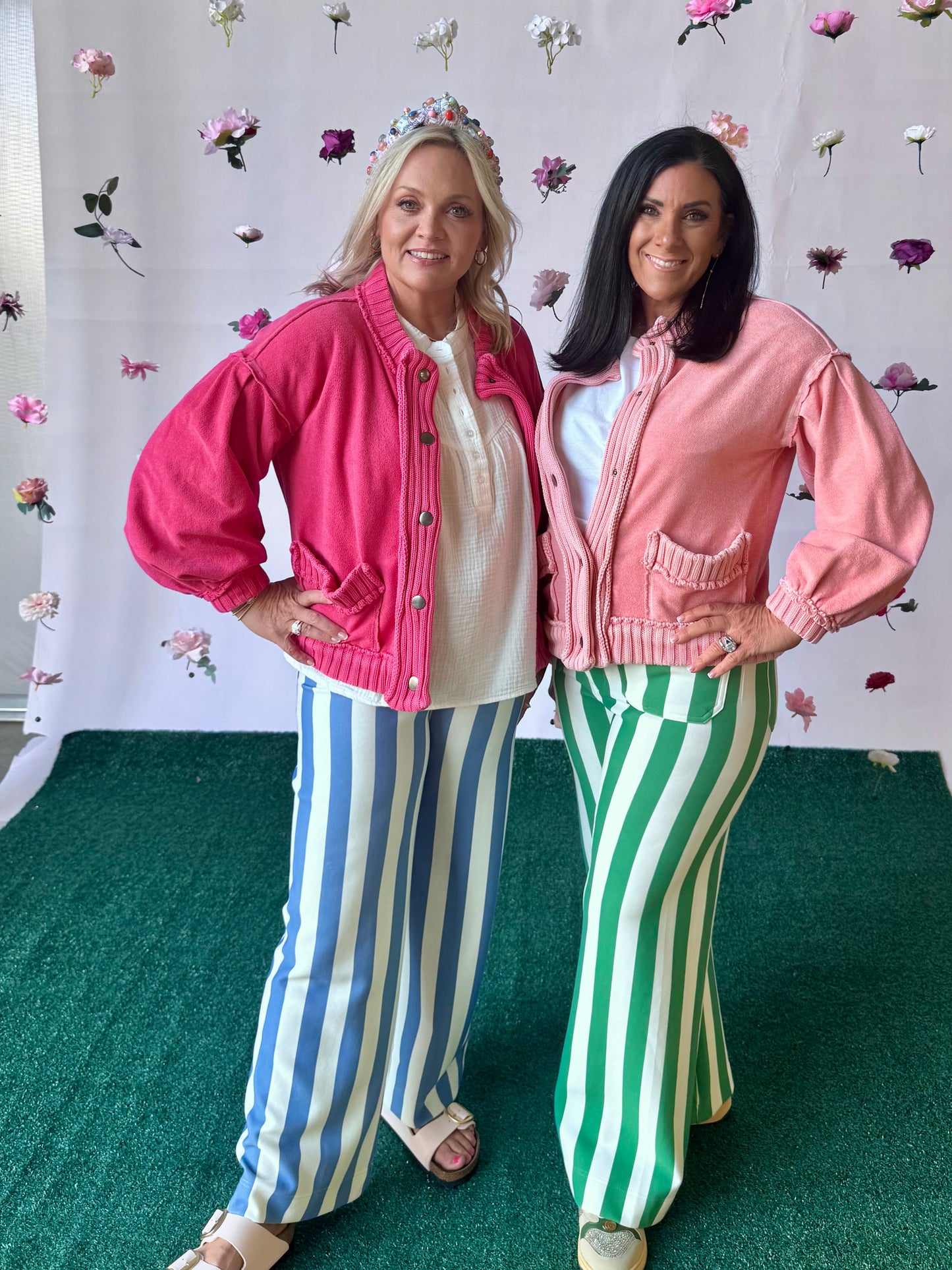 Light pink free P dupe sweater
